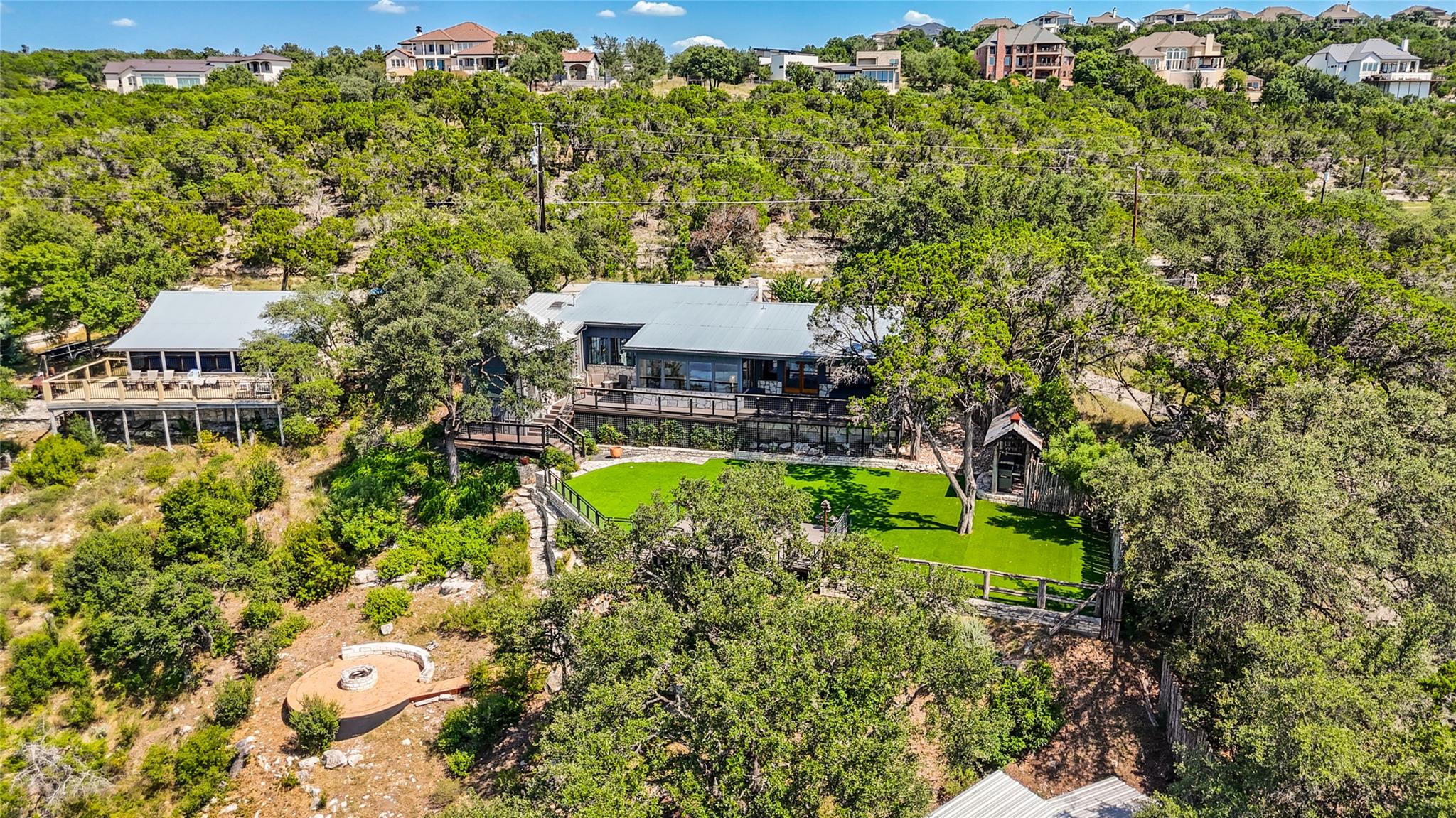 Image 33 of 38 For 19745 Lakehurst Loop