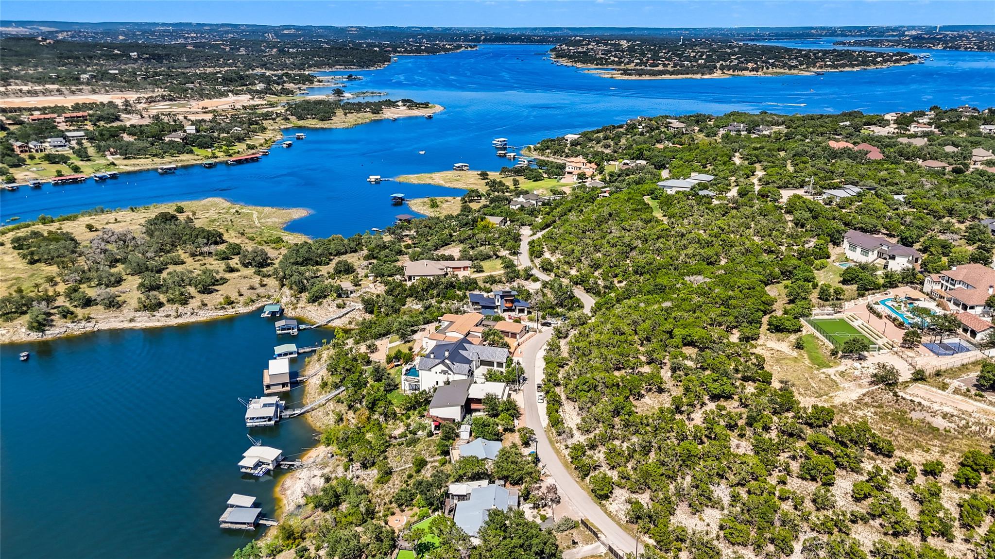 Image 6 of 38 For 19745 Lakehurst Loop