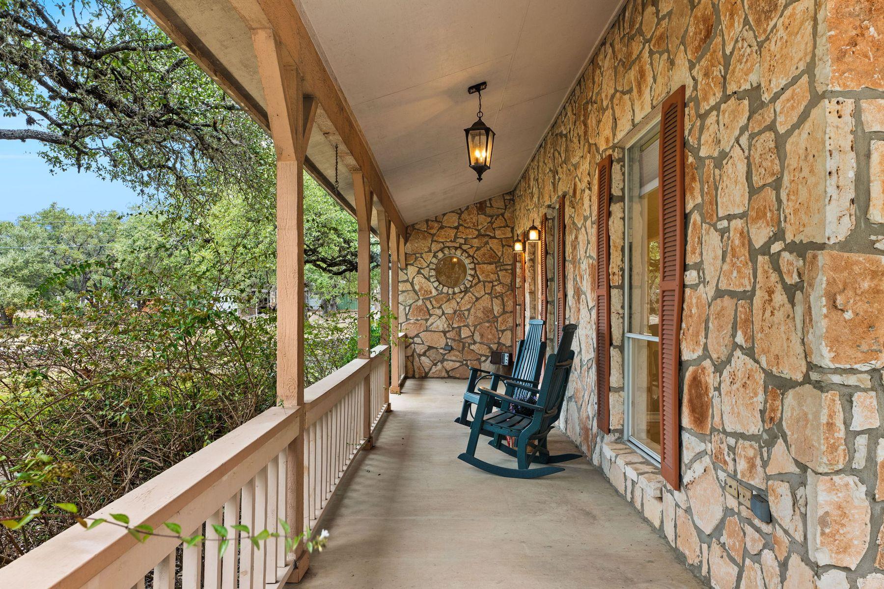 Image 28 of 40 For 115 Sage Oaks Trail Trl