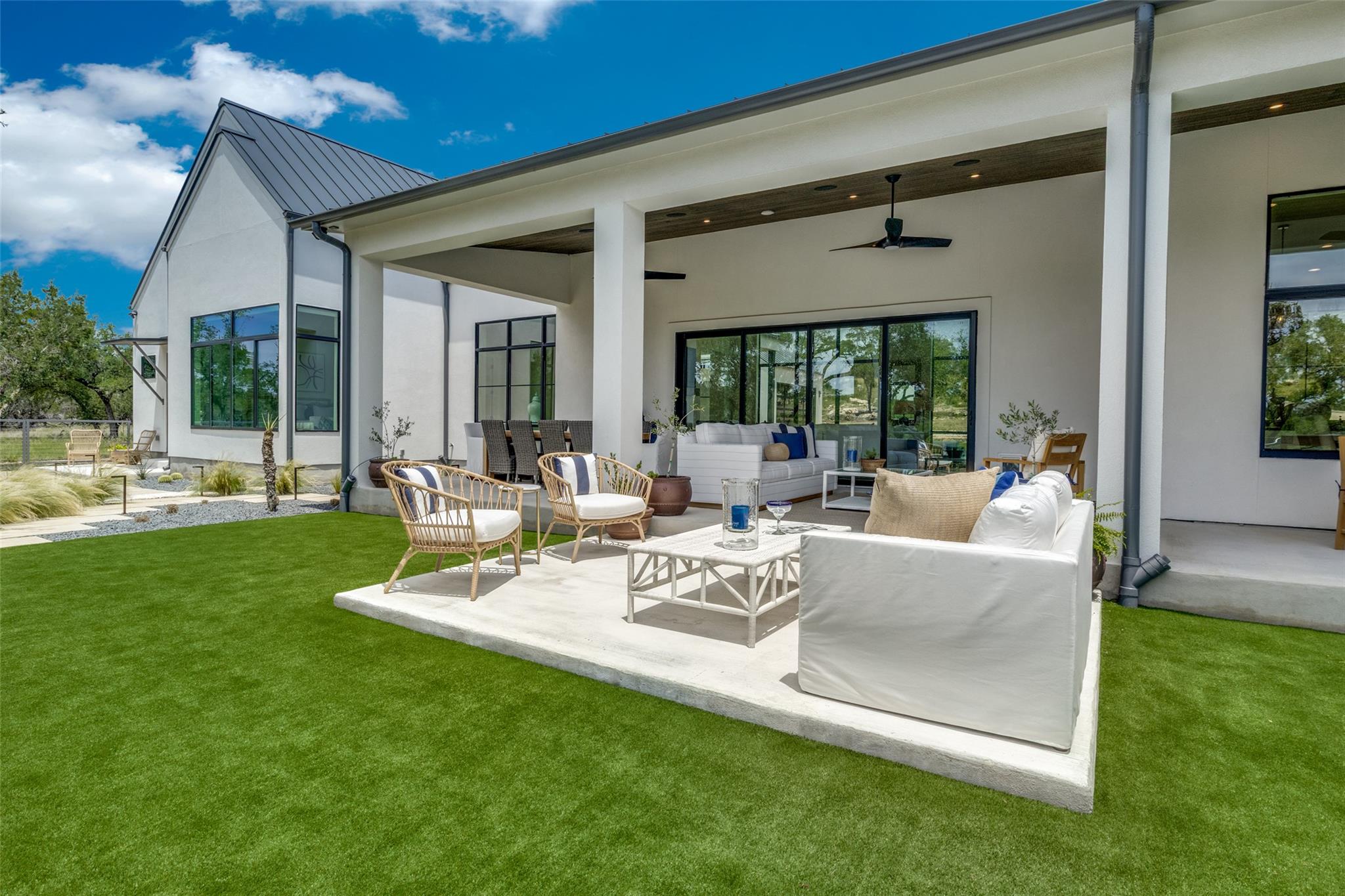 Image 32 of 40 For 1958 Paradise Parkway