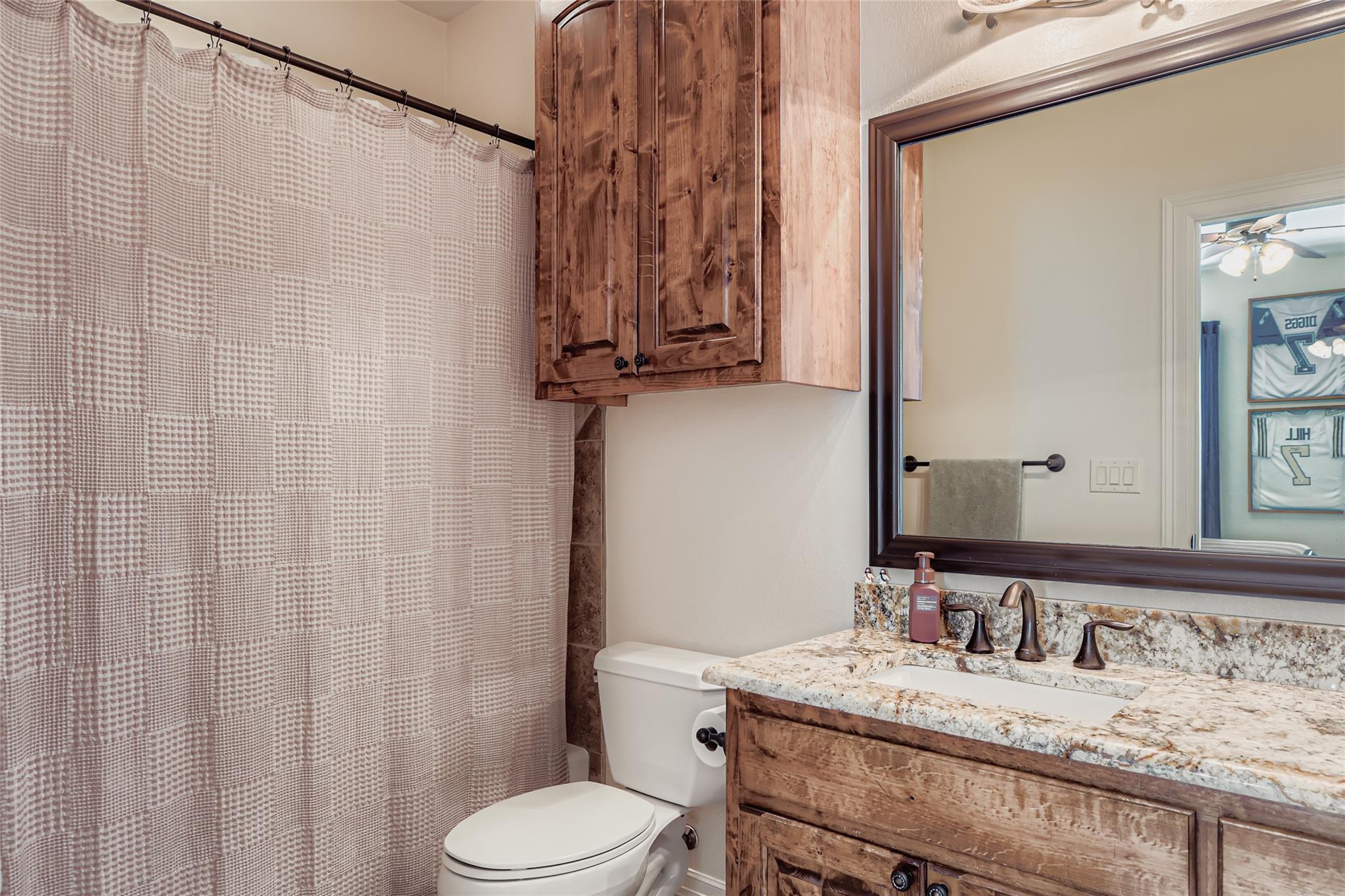 Image 22 of 40 For 9907 Kopplin Rd