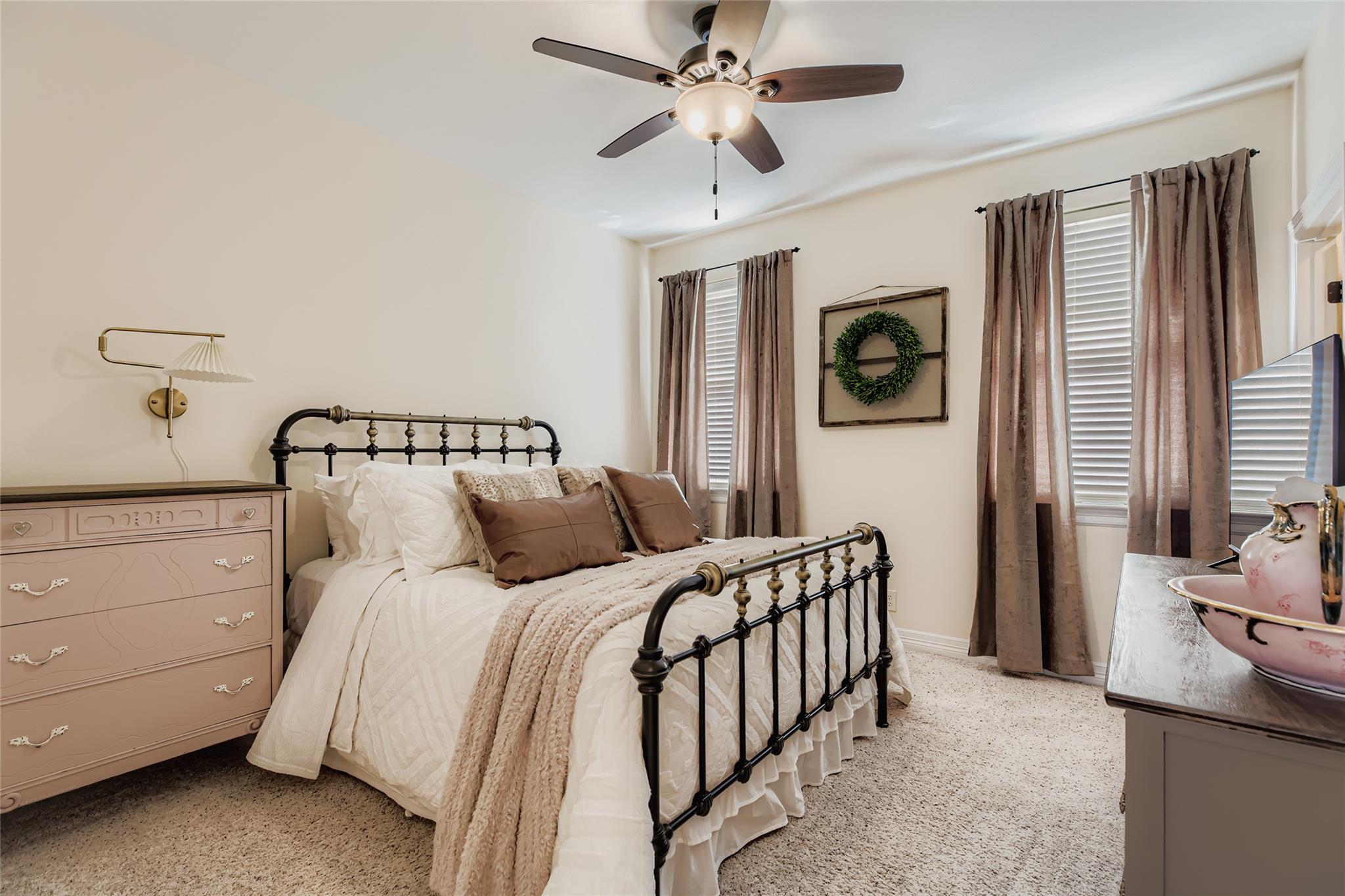 Image 25 of 40 For 9907 Kopplin Rd