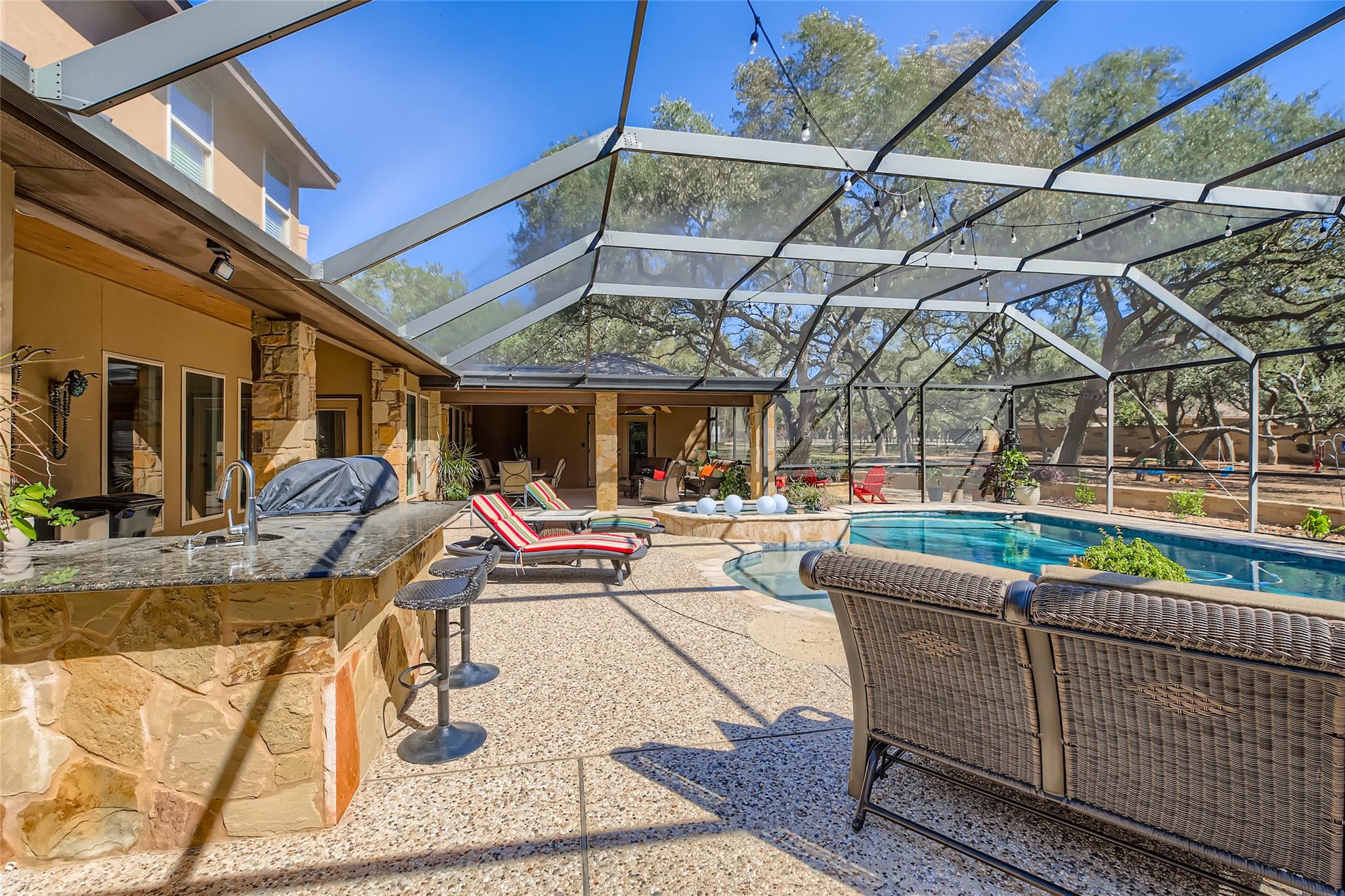 Image 34 of 40 For 9907 Kopplin Rd