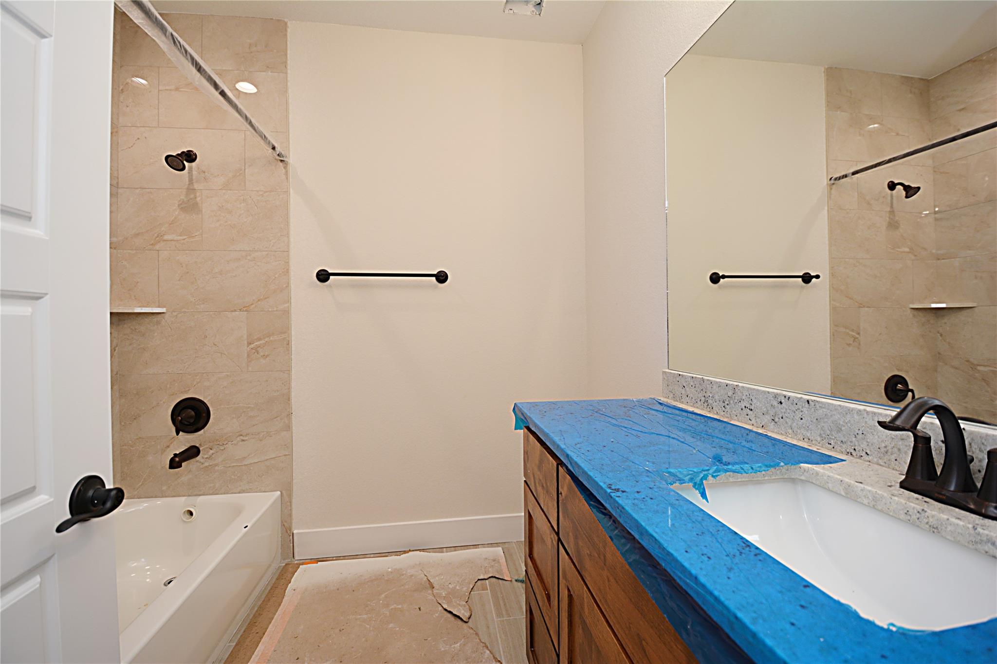 Image 7 of 13 For 197 Bogi St