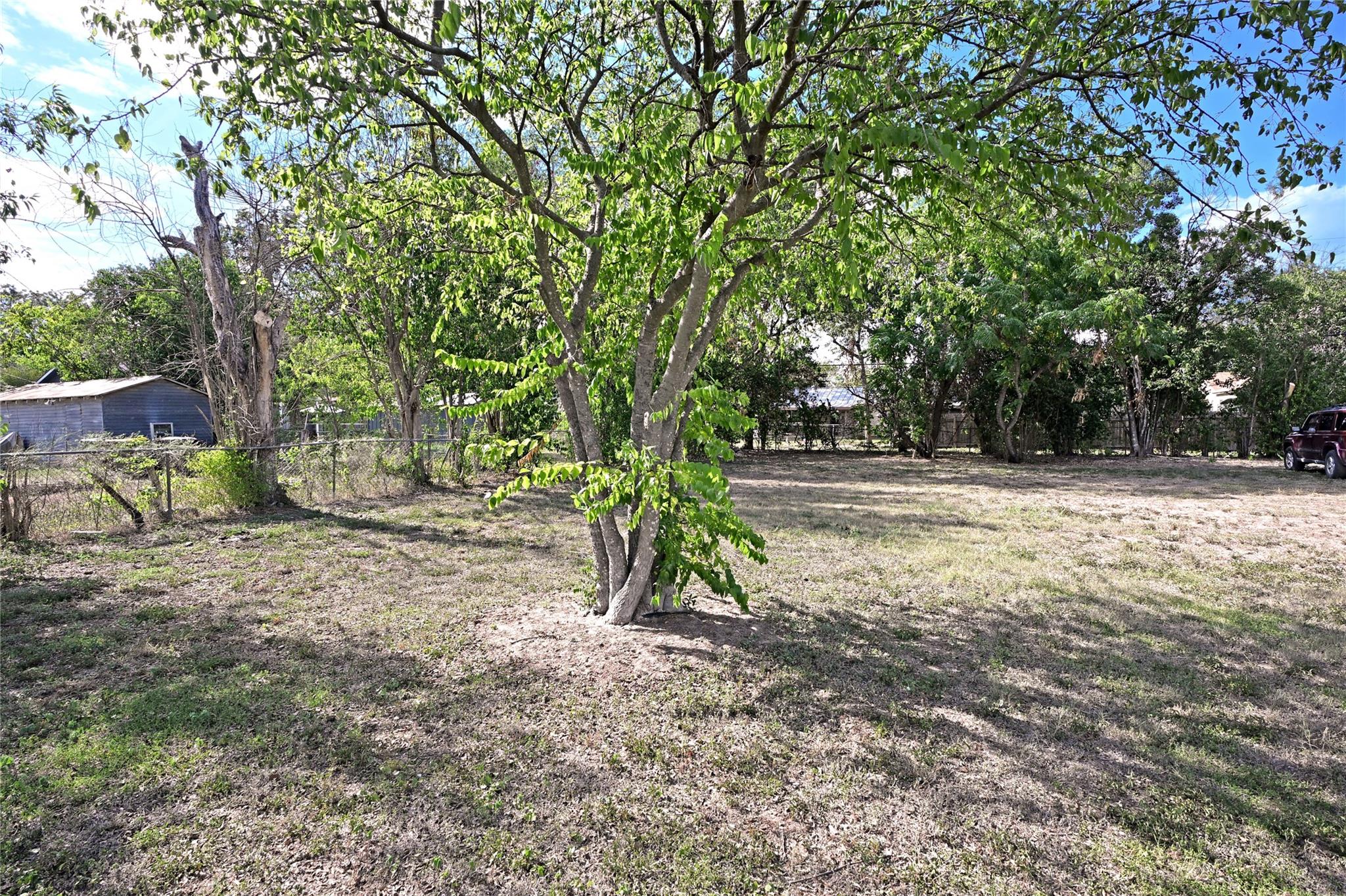 Image 5 of 7 For 603 Exchange Ave