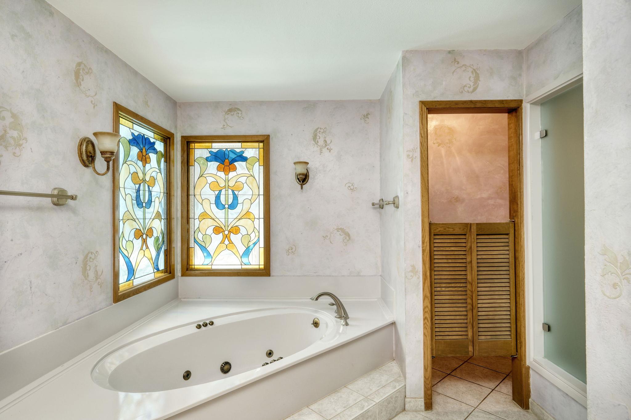 Image 12 of 38 For 700 Breakaway Rd