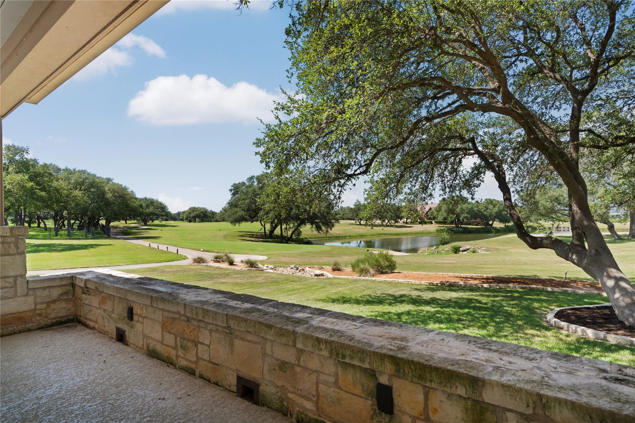 Image 31 of 40 For 2112 Lauren Dr