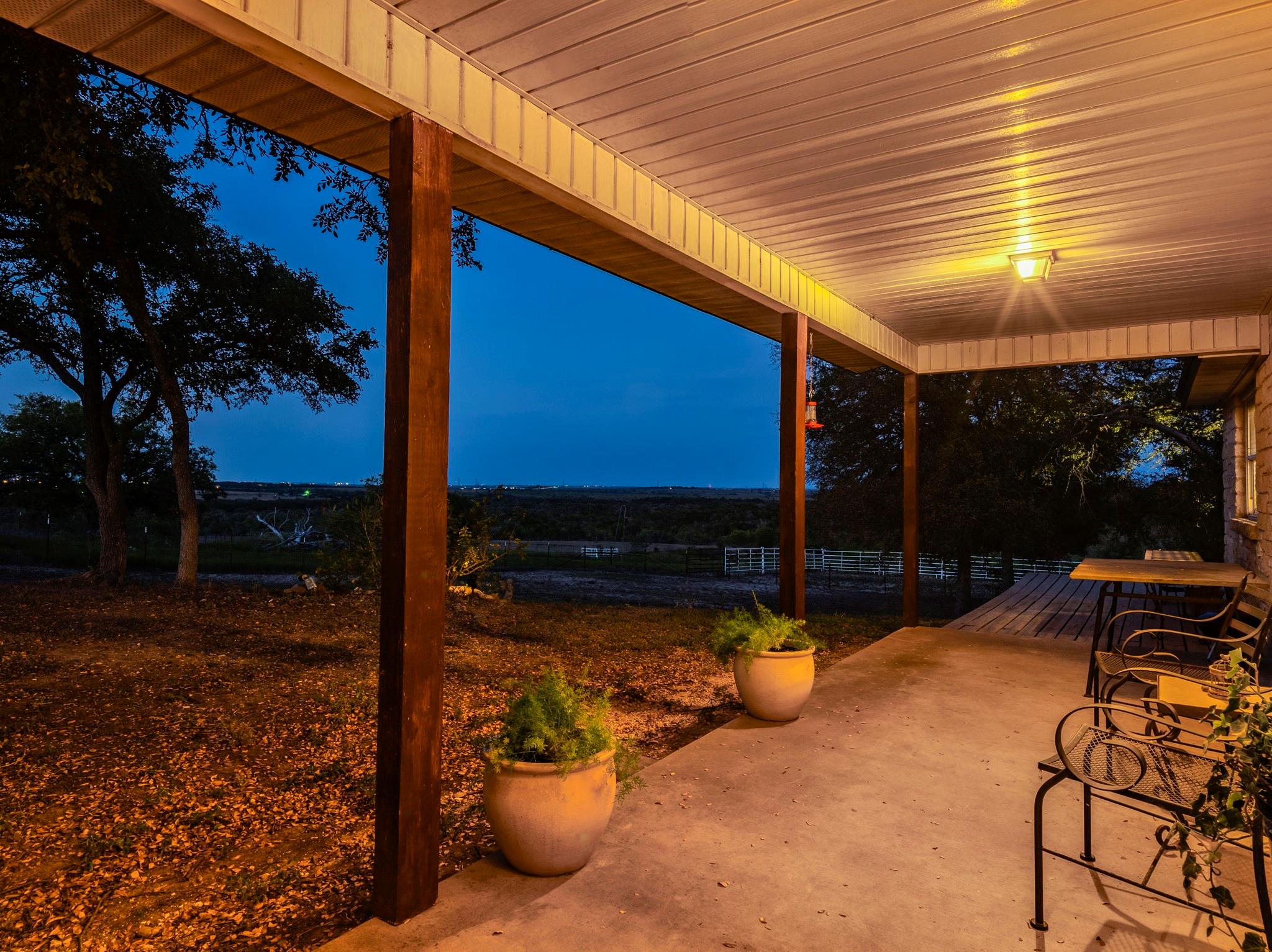 Image 33 of 40 For 182 Lantana Ln