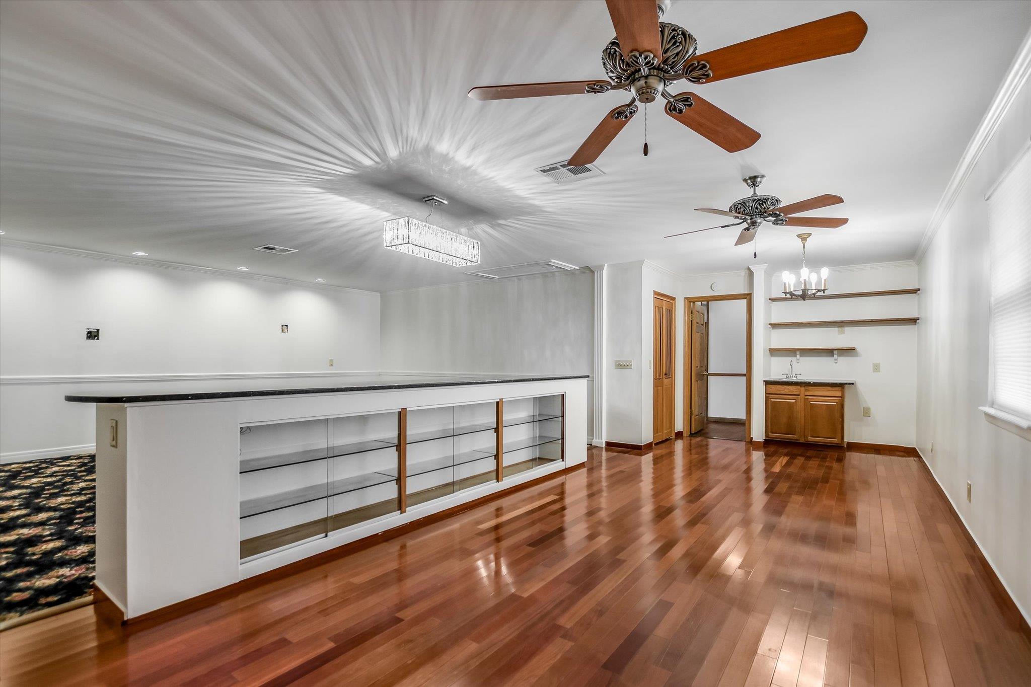 Image 13 of 35 For 11906 Arch Hill Dr