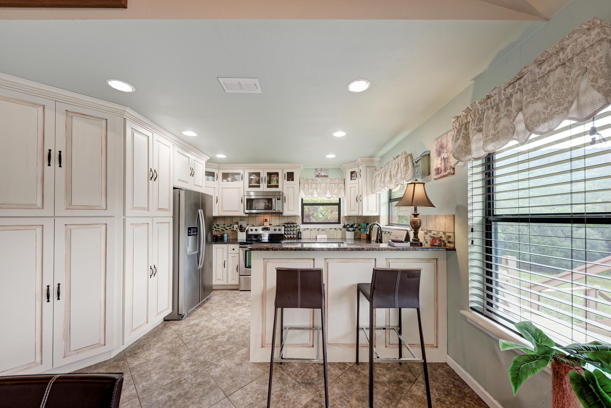 Image 12 of 40 For 5093 Chimney Rock