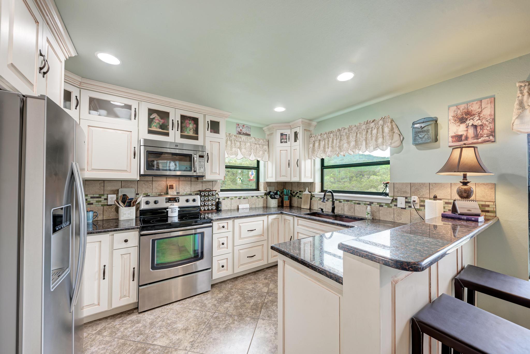 Image 14 of 40 For 5093 Chimney Rock