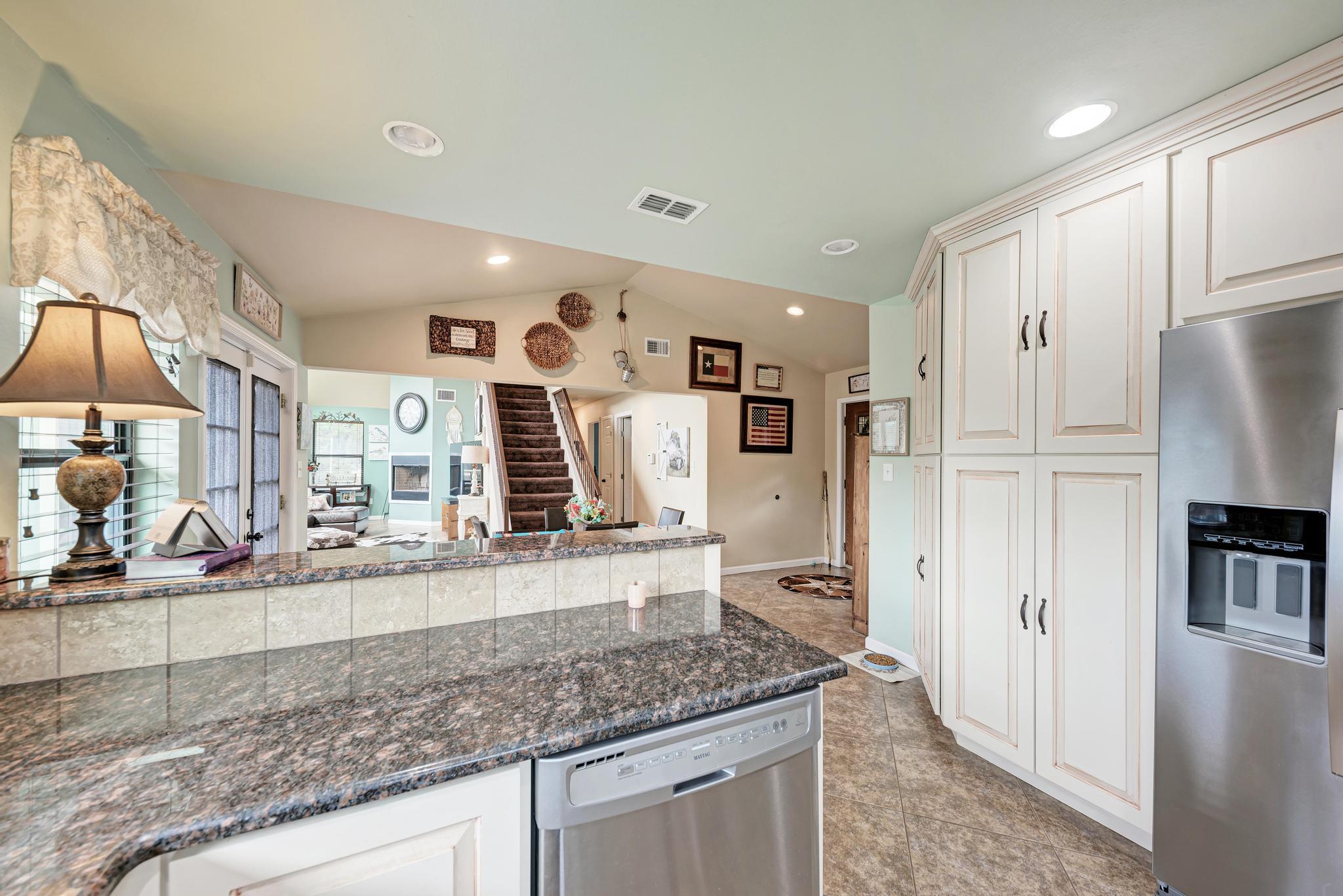 Image 17 of 40 For 5093 Chimney Rock