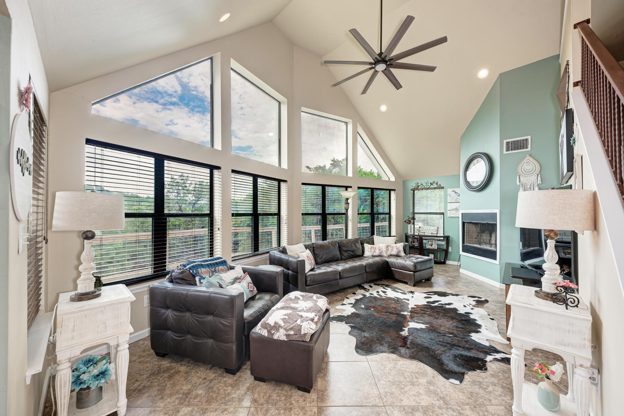 Image 19 of 40 For 5093 Chimney Rock