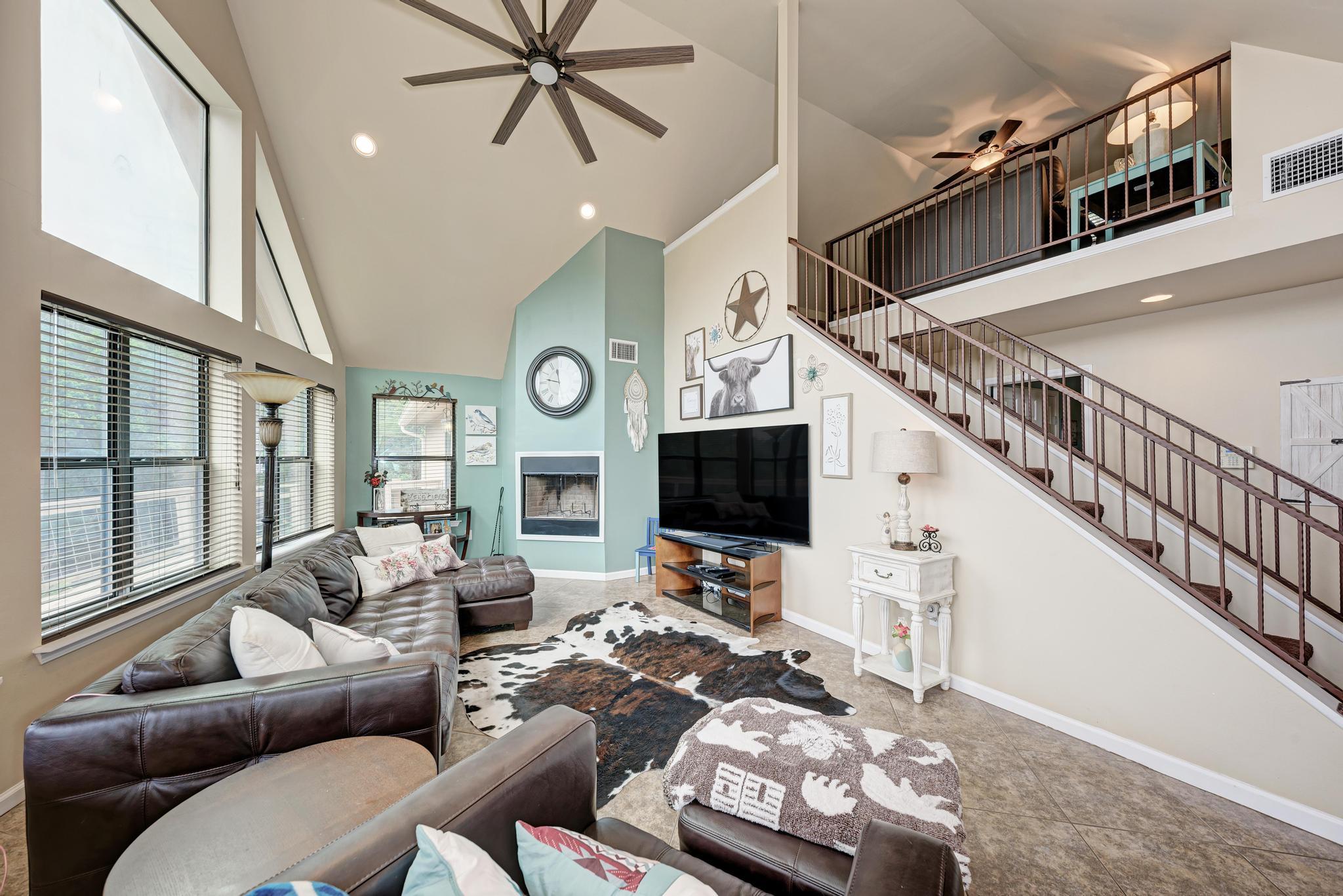 Image 20 of 40 For 5093 Chimney Rock