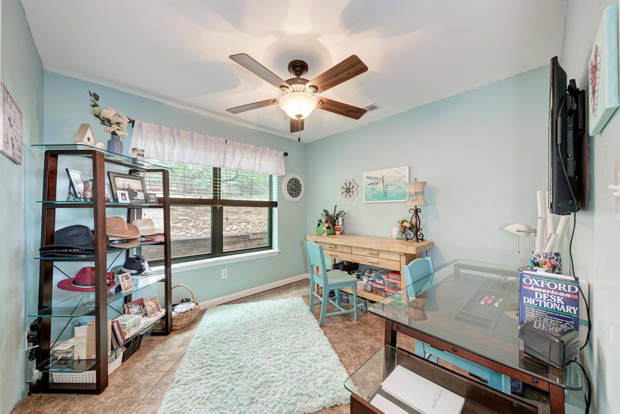 Image 28 of 40 For 5093 Chimney Rock