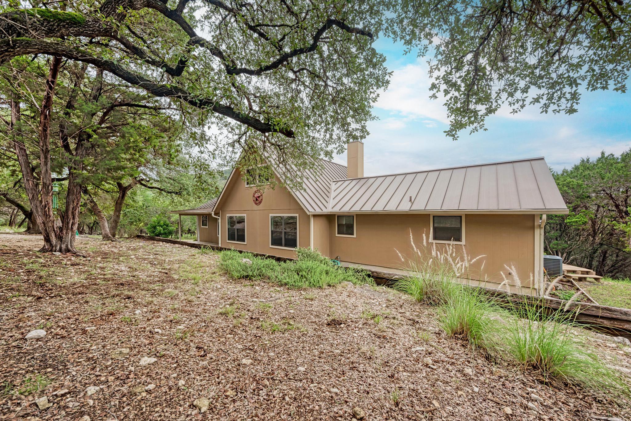 Image 7 of 40 For 5093 Chimney Rock