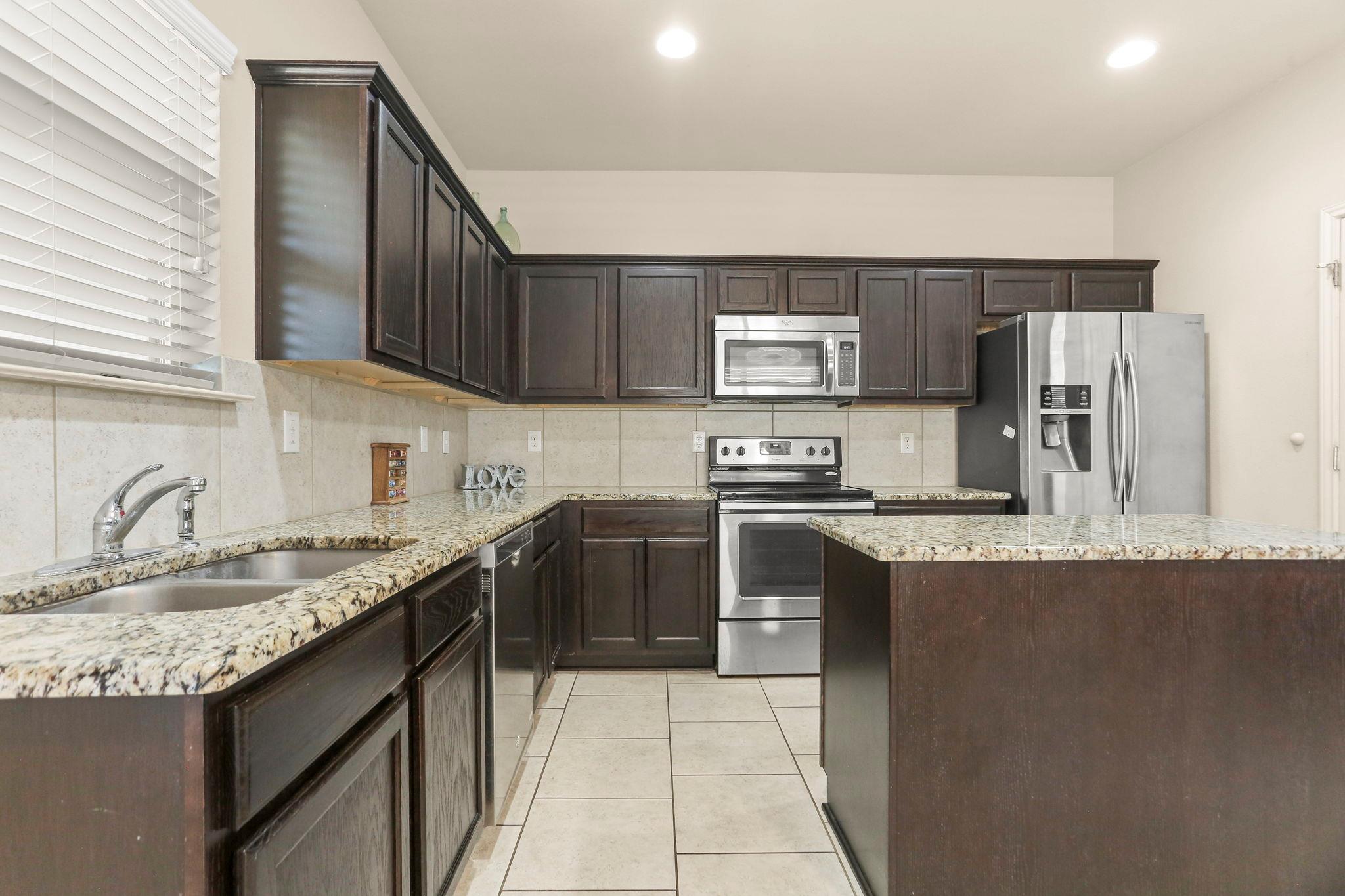 Image 11 of 29 For 9038 Indigo Lake