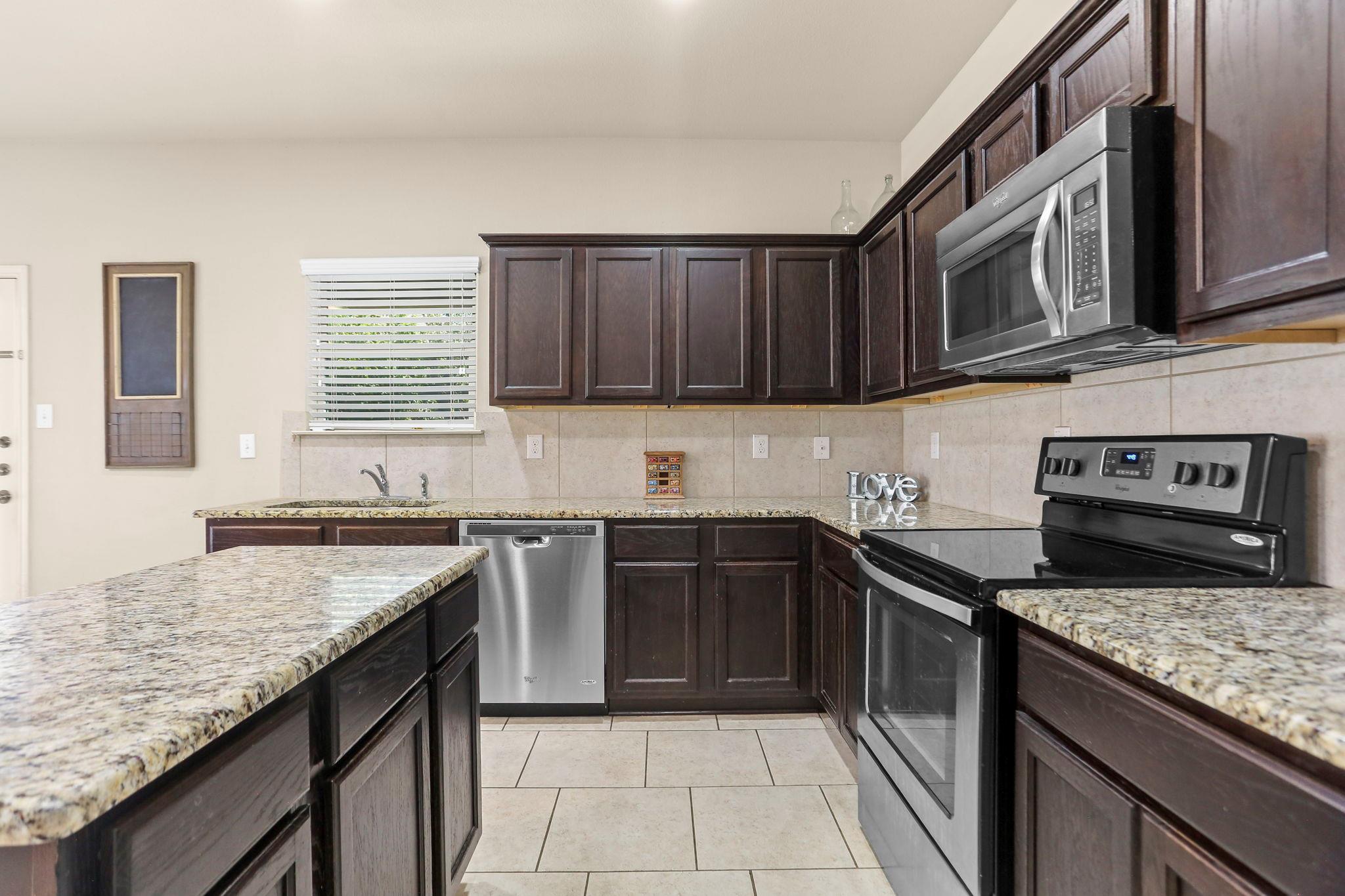 Image 12 of 29 For 9038 Indigo Lake