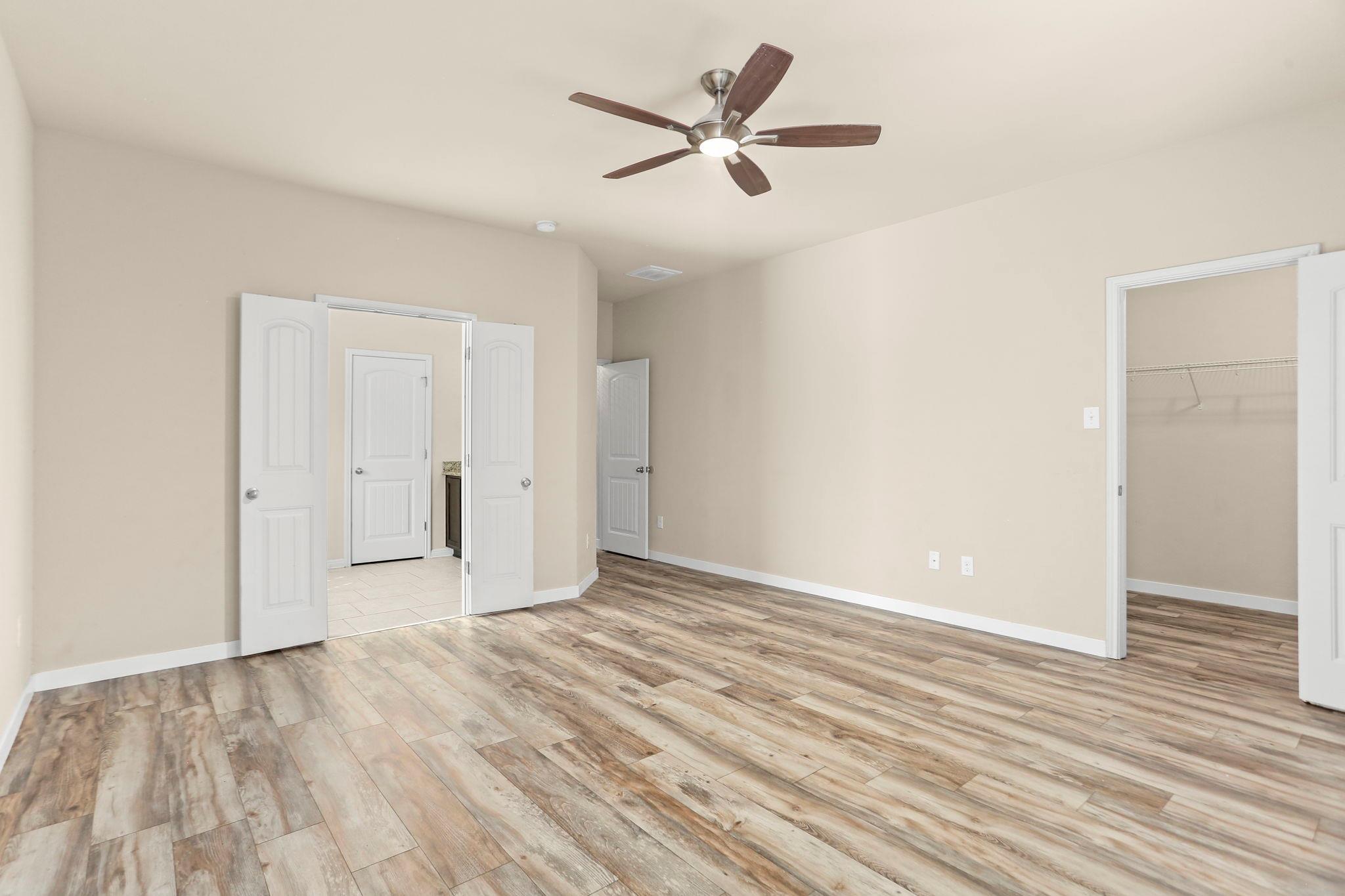 Image 15 of 29 For 9038 Indigo Lake