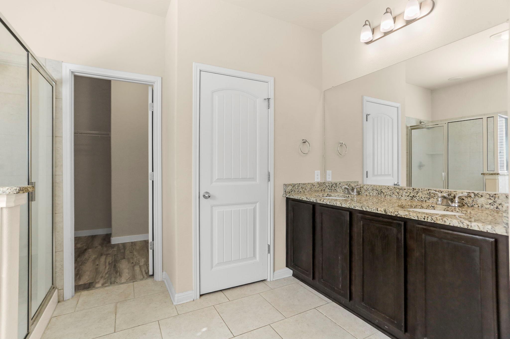 Image 16 of 29 For 9038 Indigo Lake