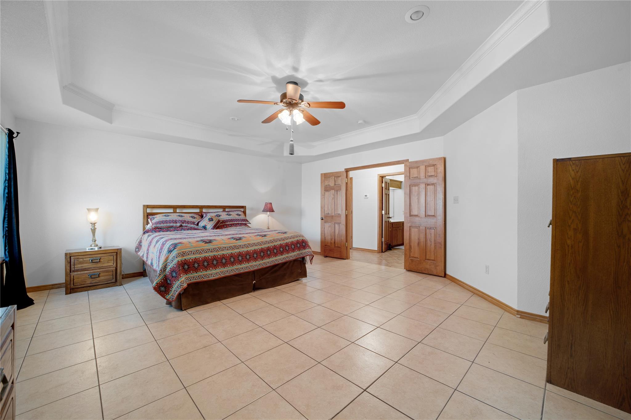 Image 12 of 37 For 14053 Huber Rd