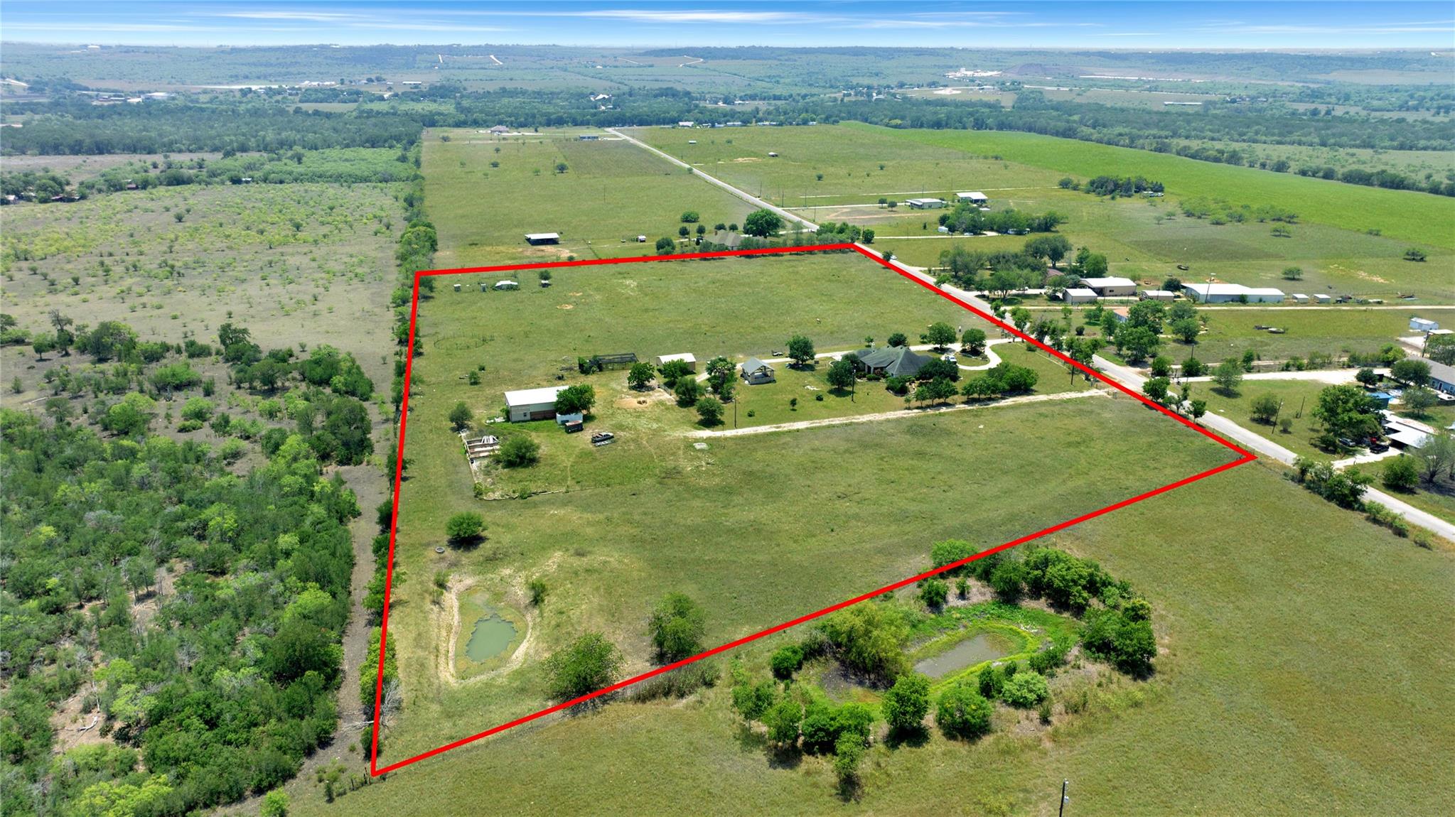 Image 29 of 37 For 14053 Huber Rd