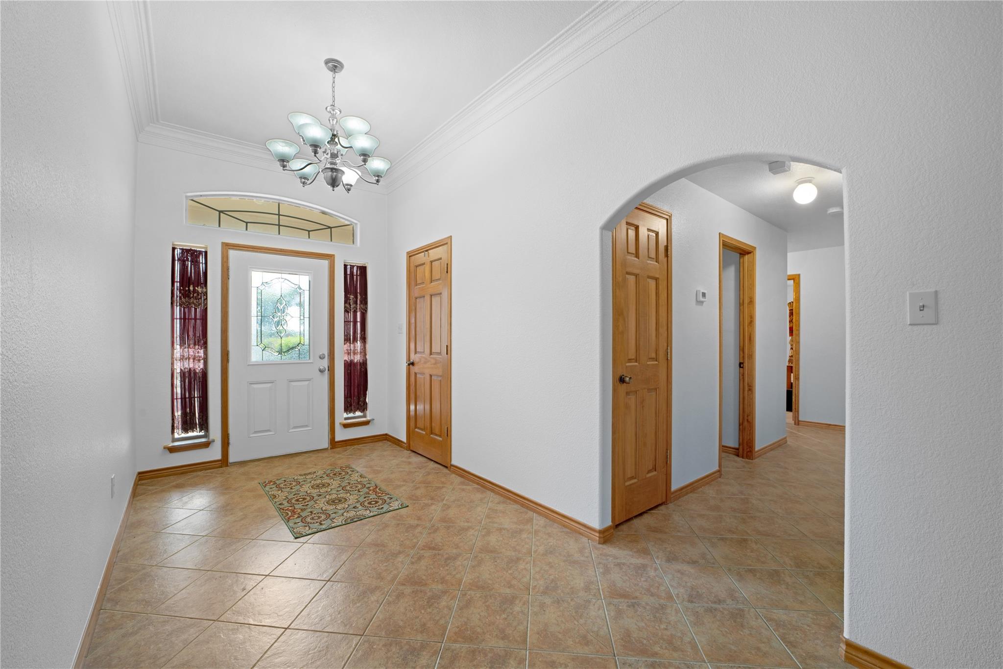 Image 3 of 37 For 14053 Huber Rd