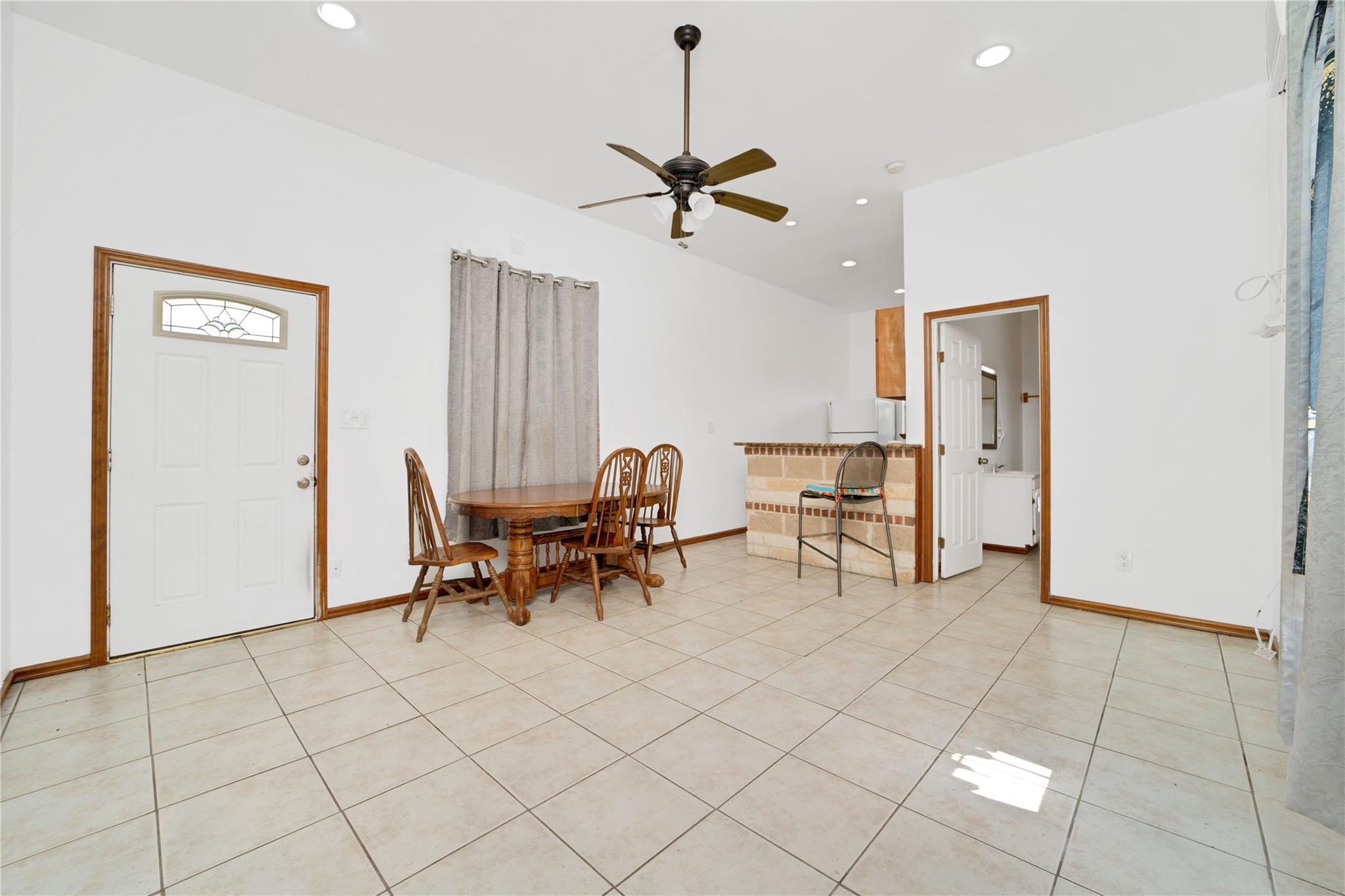 Image 33 of 37 For 14053 Huber Rd