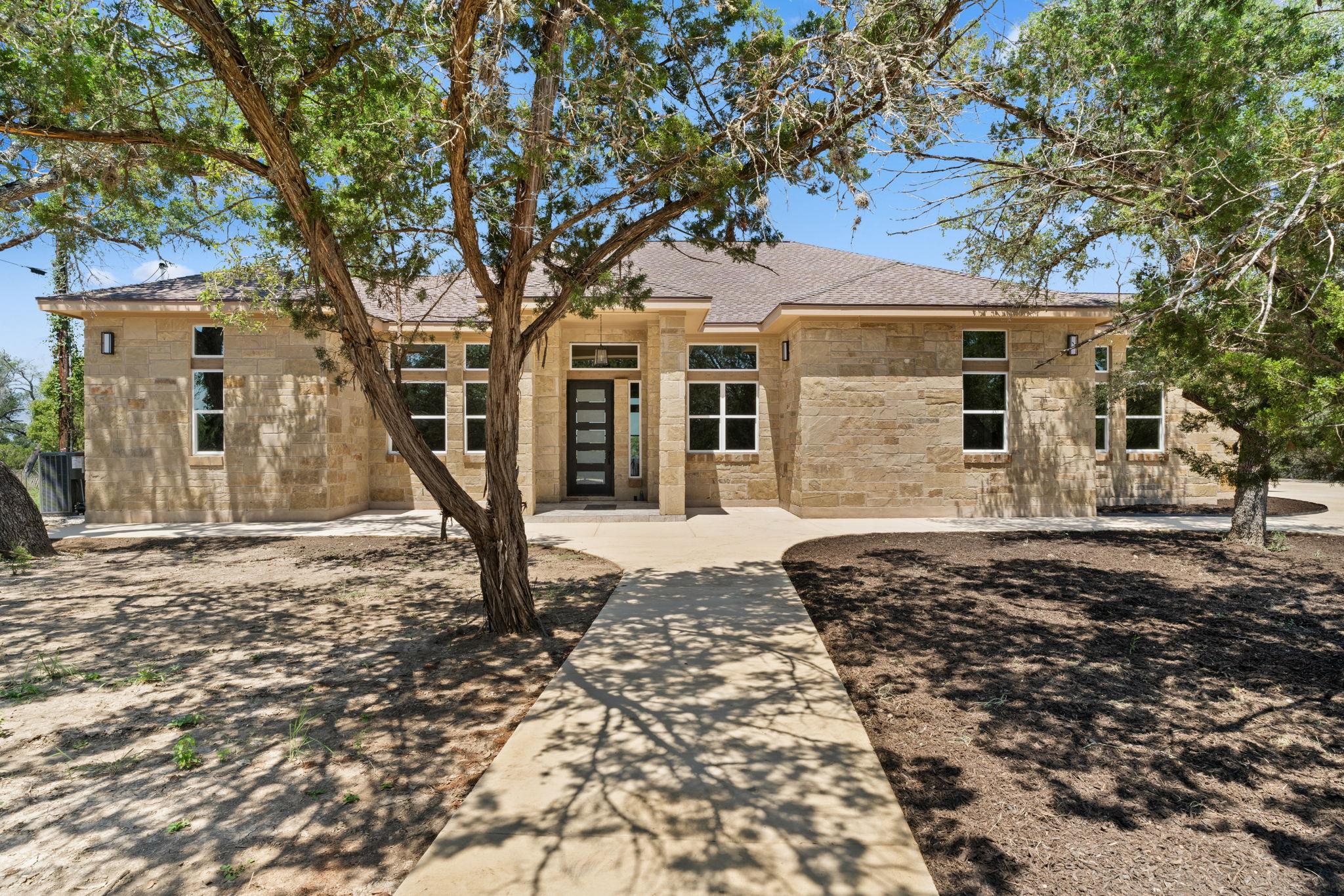 Details for 1424 Cattail Dr, Canyon Lake, TX 78133