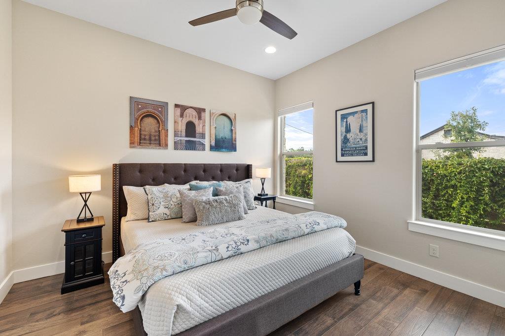 Image 25 of 40 For 1313 Democrat St