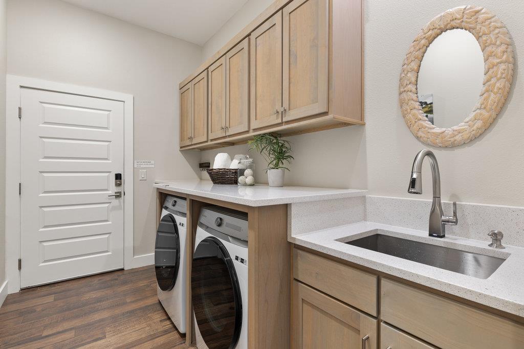 Image 28 of 40 For 1313 Democrat St