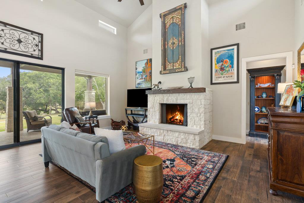 Image 7 of 40 For 1313 Democrat St