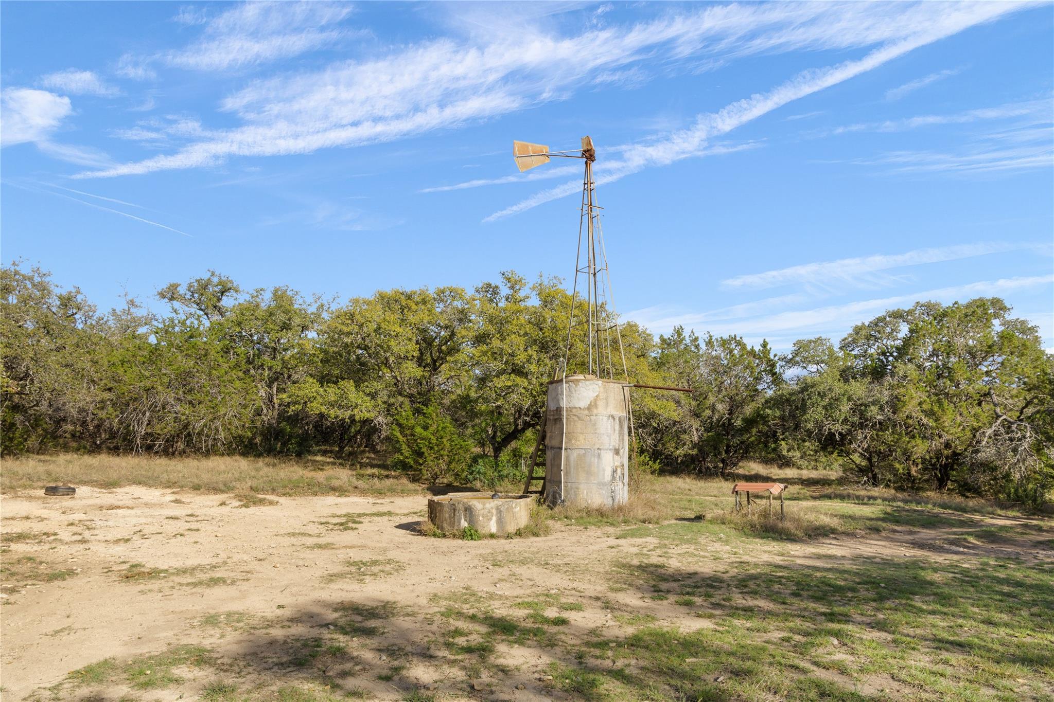 Image 10 of 39 For 892 Baird Ranch Rd