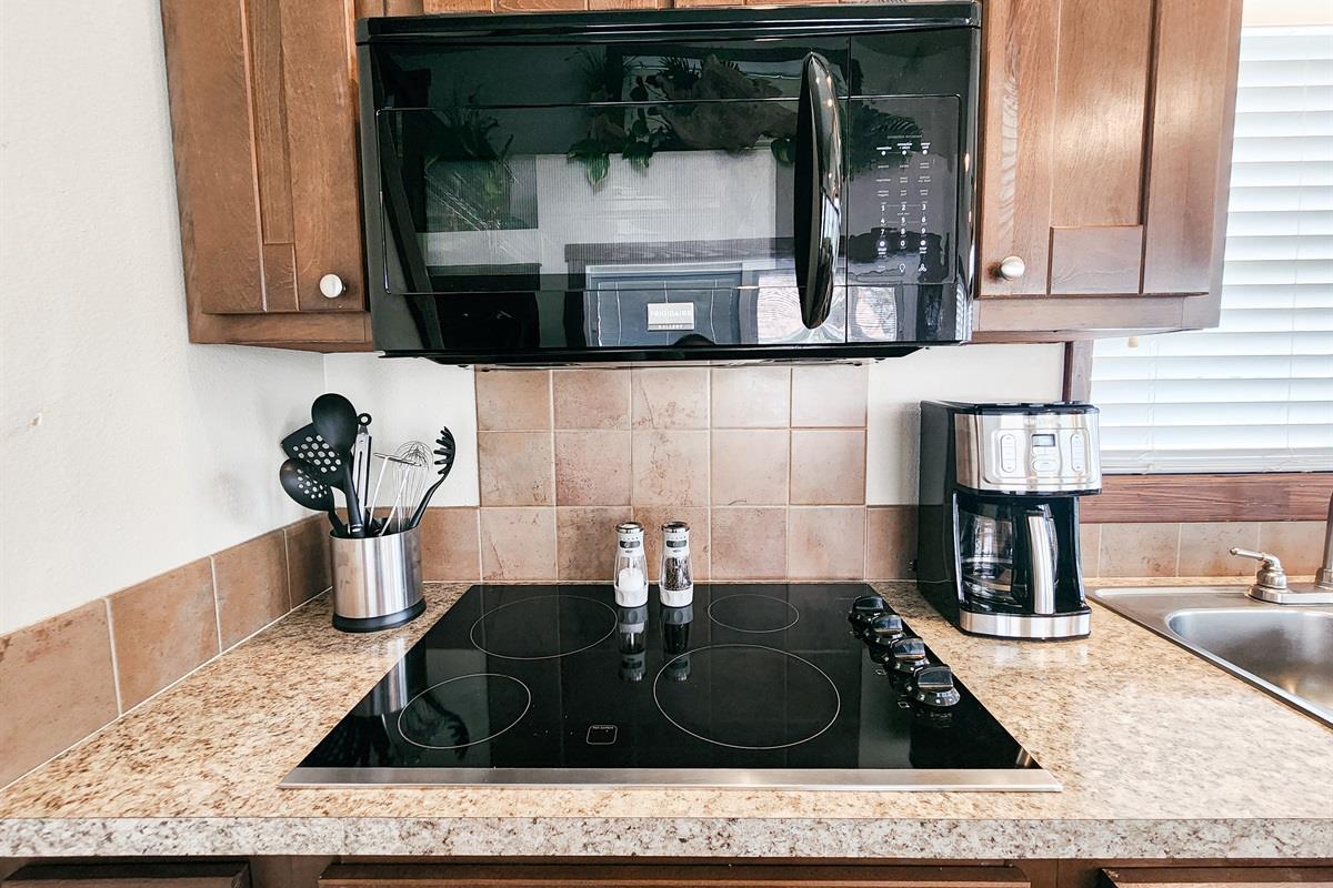 Image 10 of 24 For 276 Park Ave