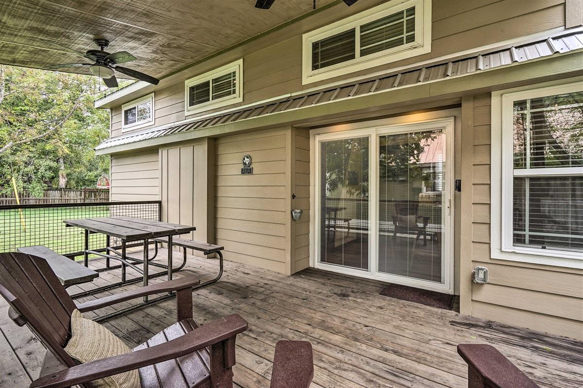 Image 23 of 24 For 276 Park Ave