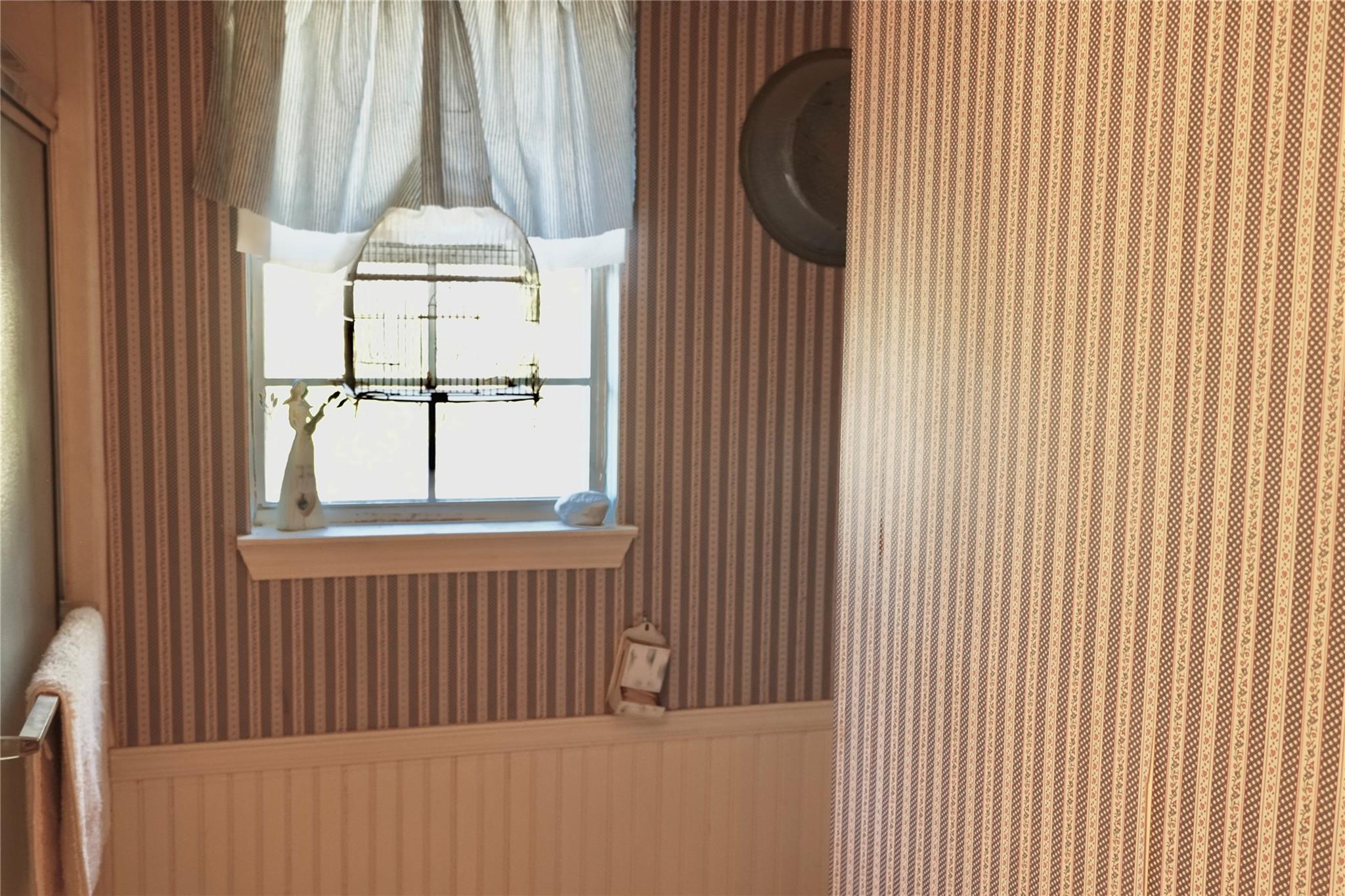 Image 25 of 40 For 1375 Cr 320  