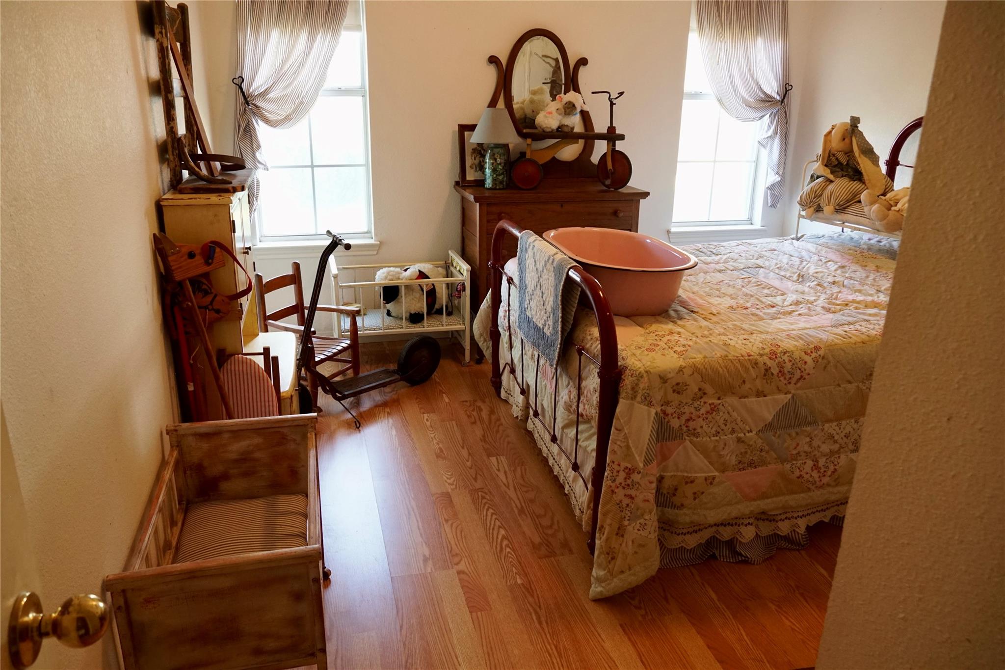 Image 28 of 40 For 1375 Cr 320  