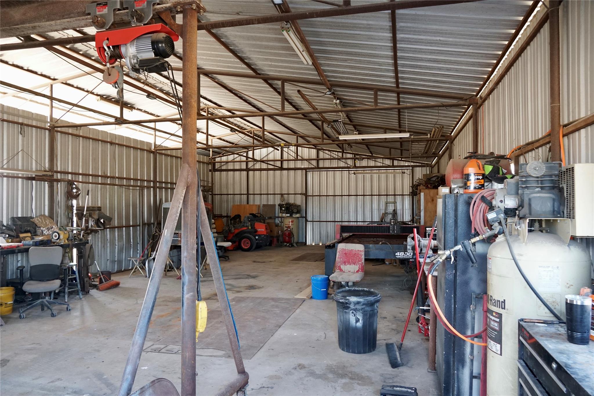 Image 3 of 40 For 1375 Cr 320  