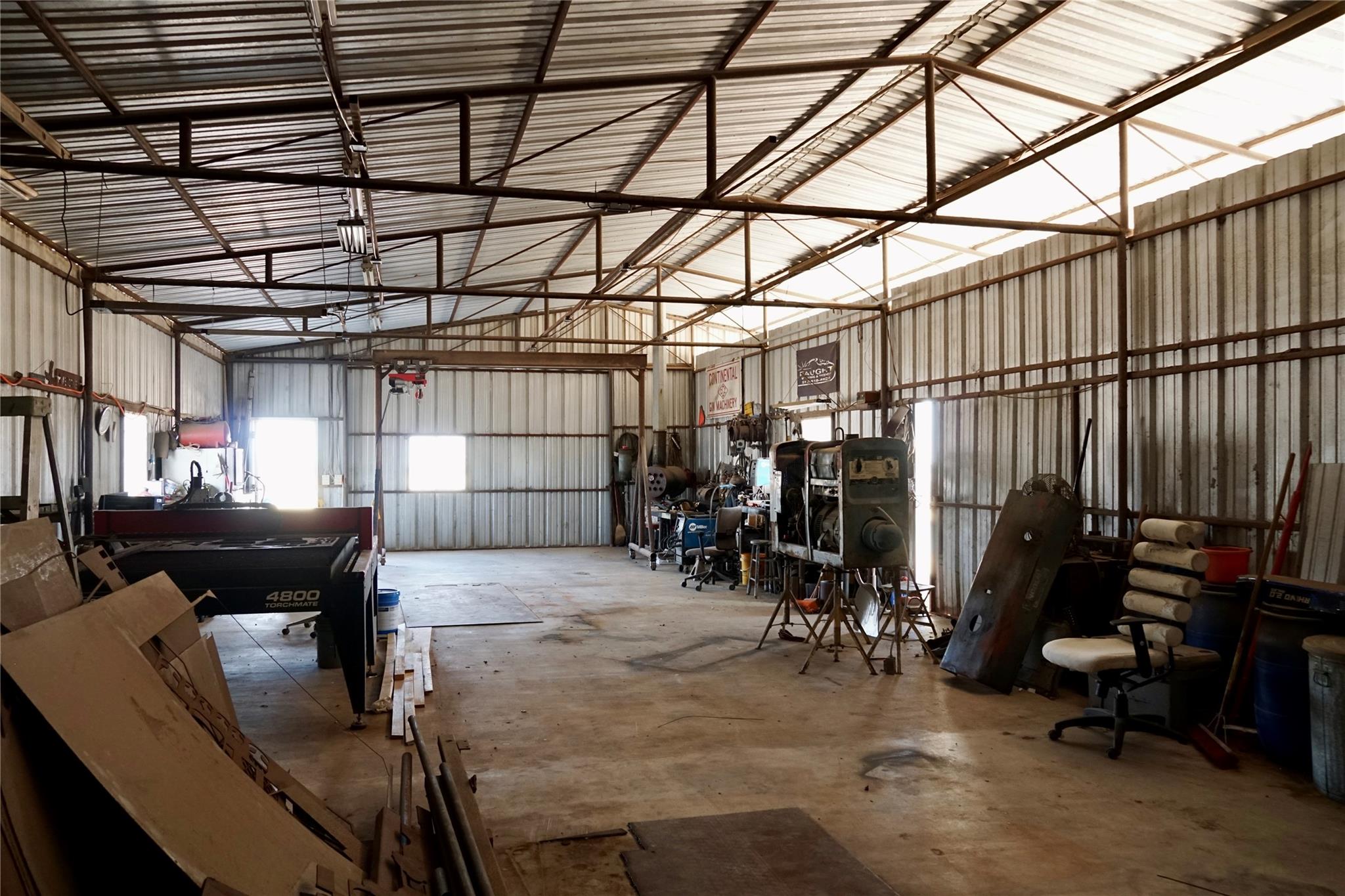 Image 4 of 40 For 1375 Cr 320  