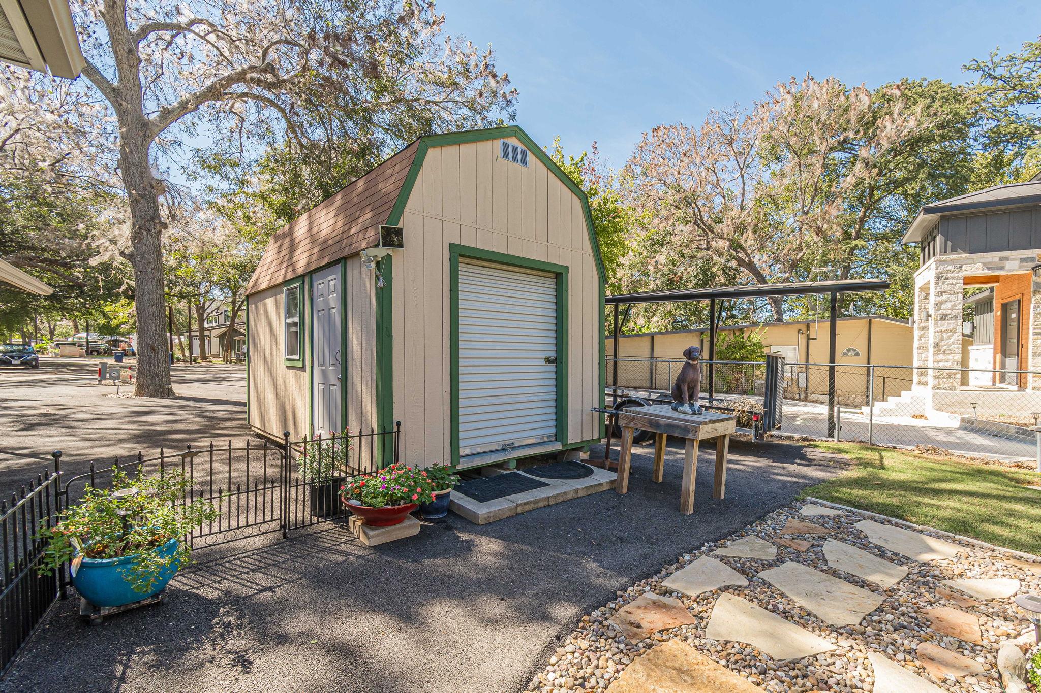 Image 11 of 35 For 384 Placid Cove Dr