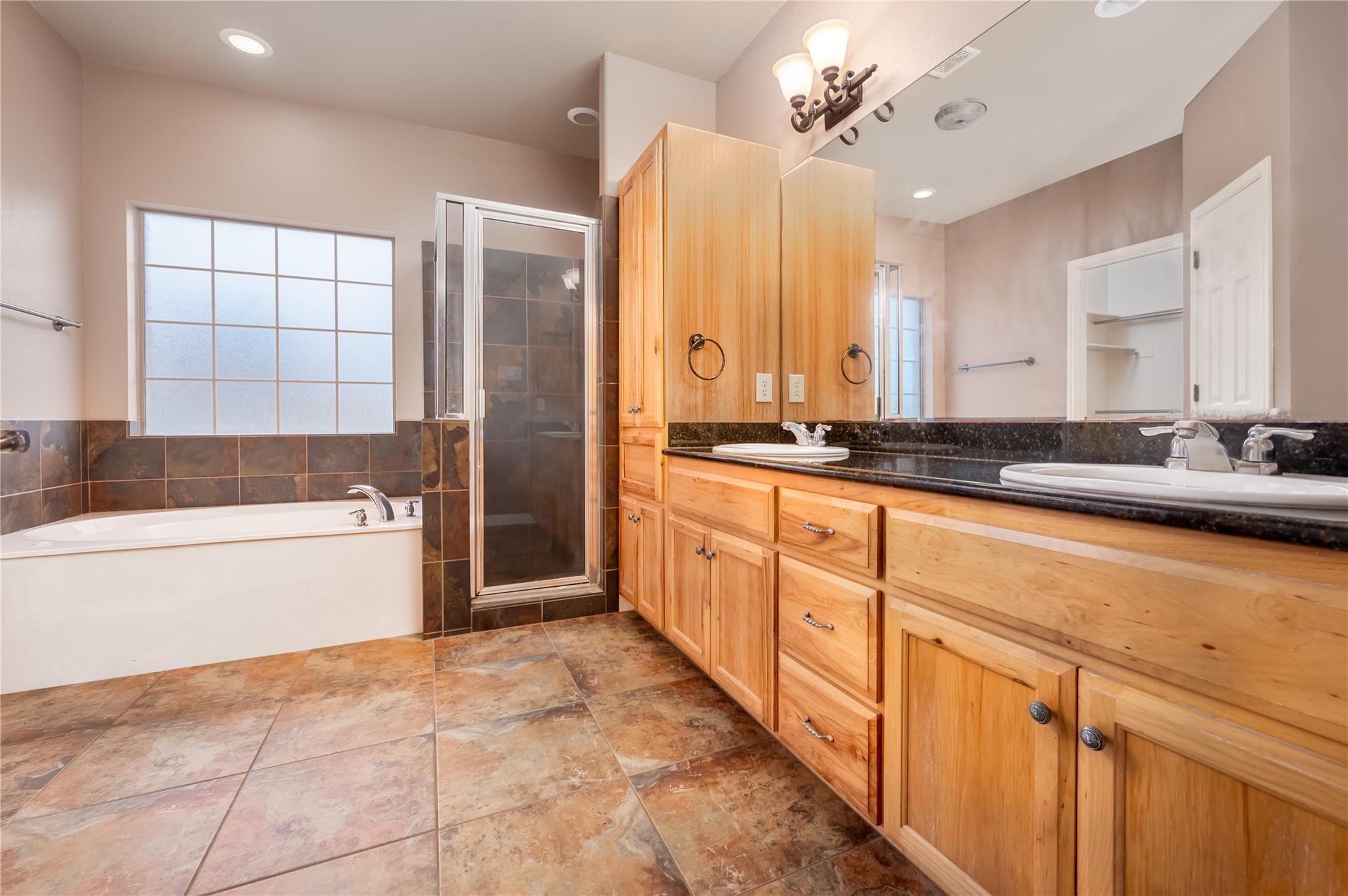 Image 10 of 24 For 455 Rose Blossom Loop