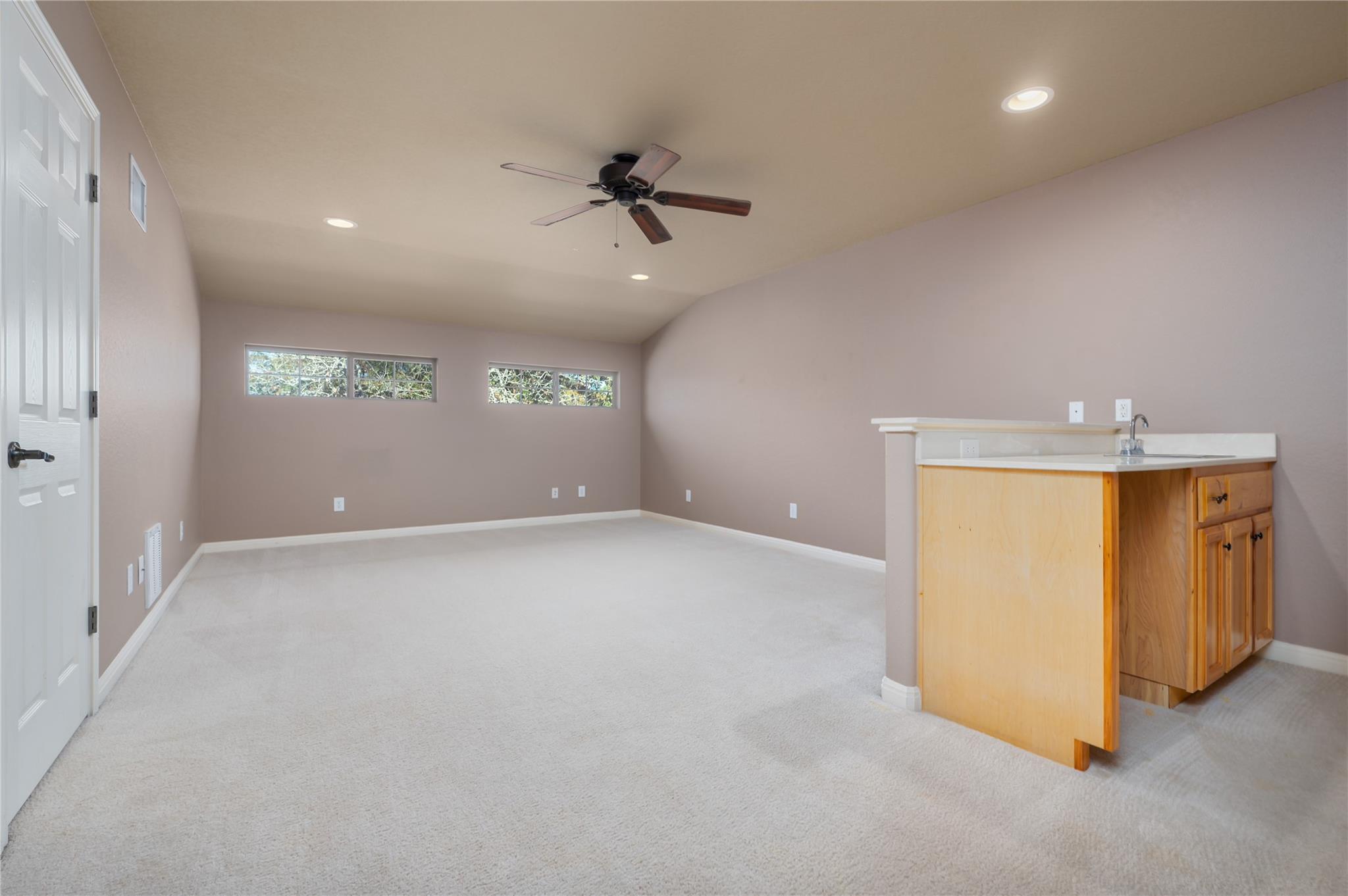 Image 12 of 24 For 455 Rose Blossom Loop