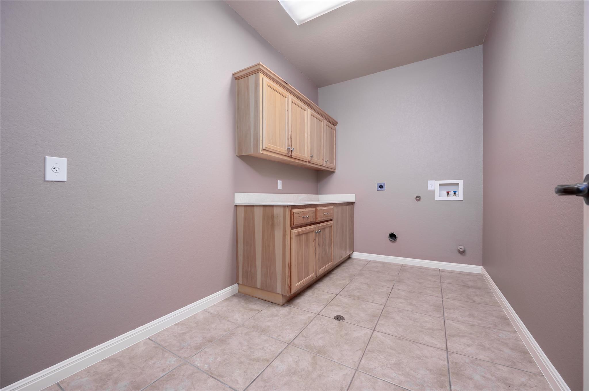 Image 8 of 24 For 455 Rose Blossom Loop