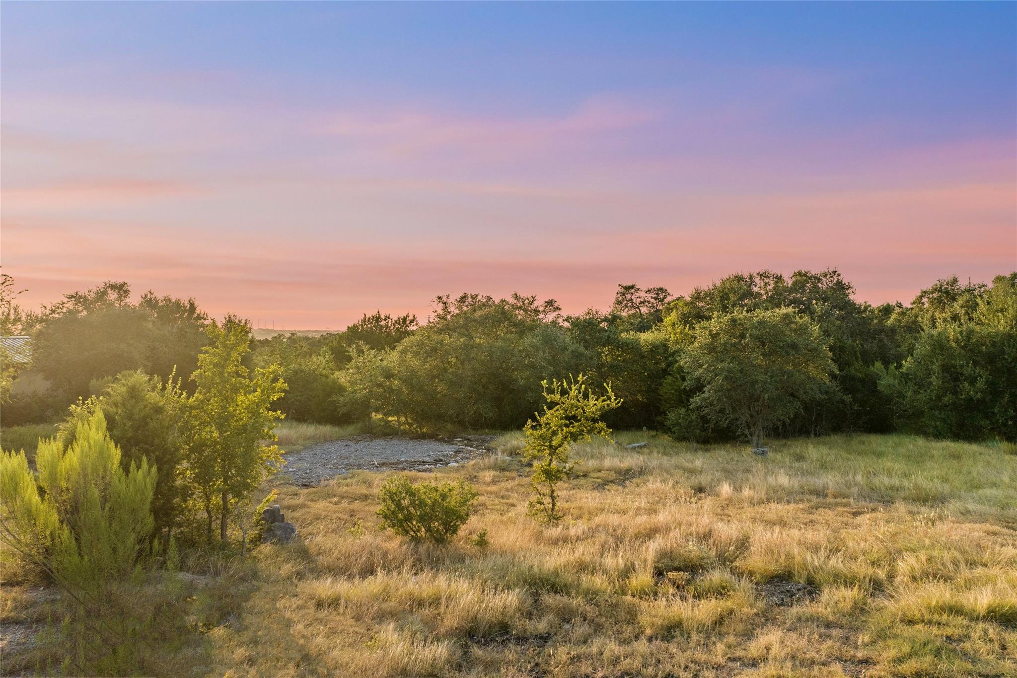 Image 19 of 40 For 322 Lookout Rdg