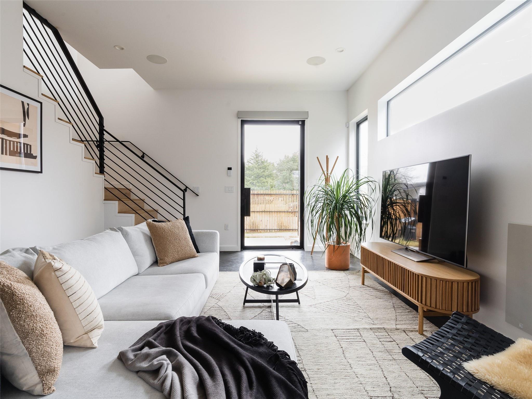 Image 11 of 40 For 1706 Brassie St