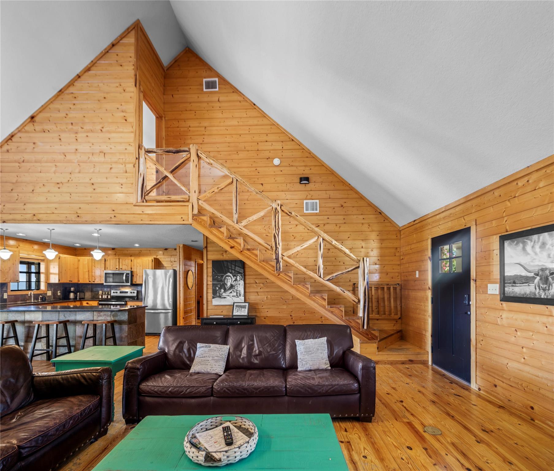 Image 12 of 33 For 360 Bluebonnet Rd