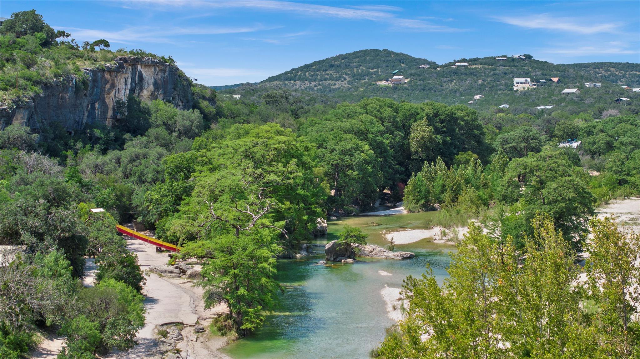 Image 31 of 33 For 360 Bluebonnet Rd