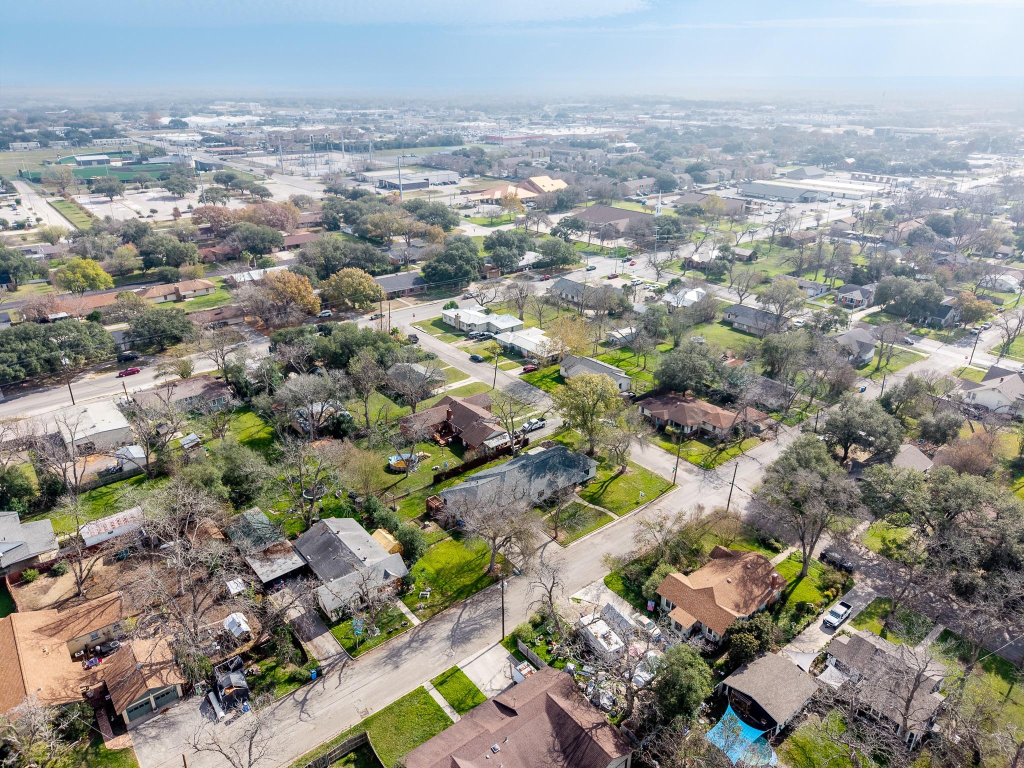 Image 31 of 33 For 803 Peach St