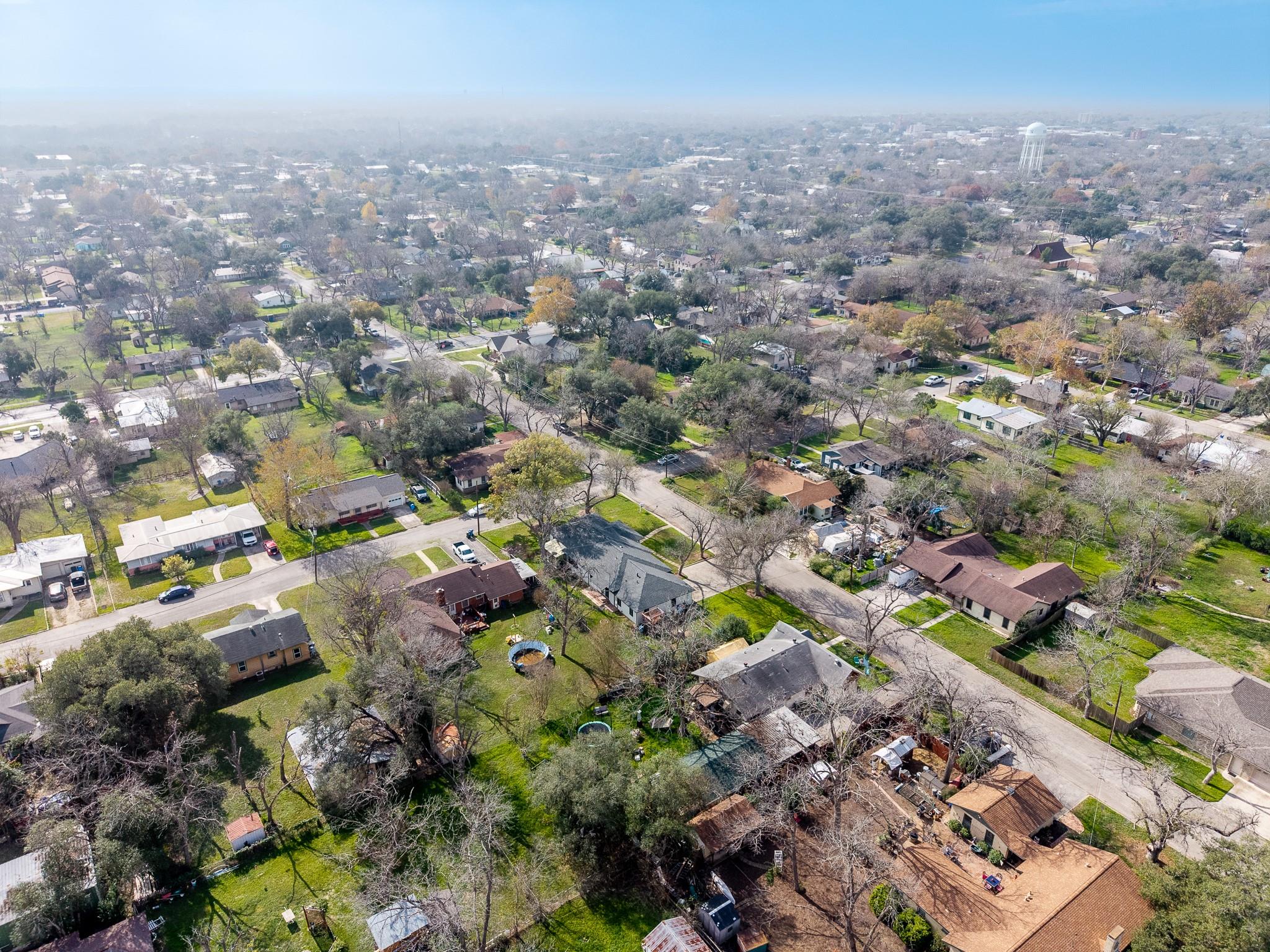 Image 33 of 33 For 803 Peach St