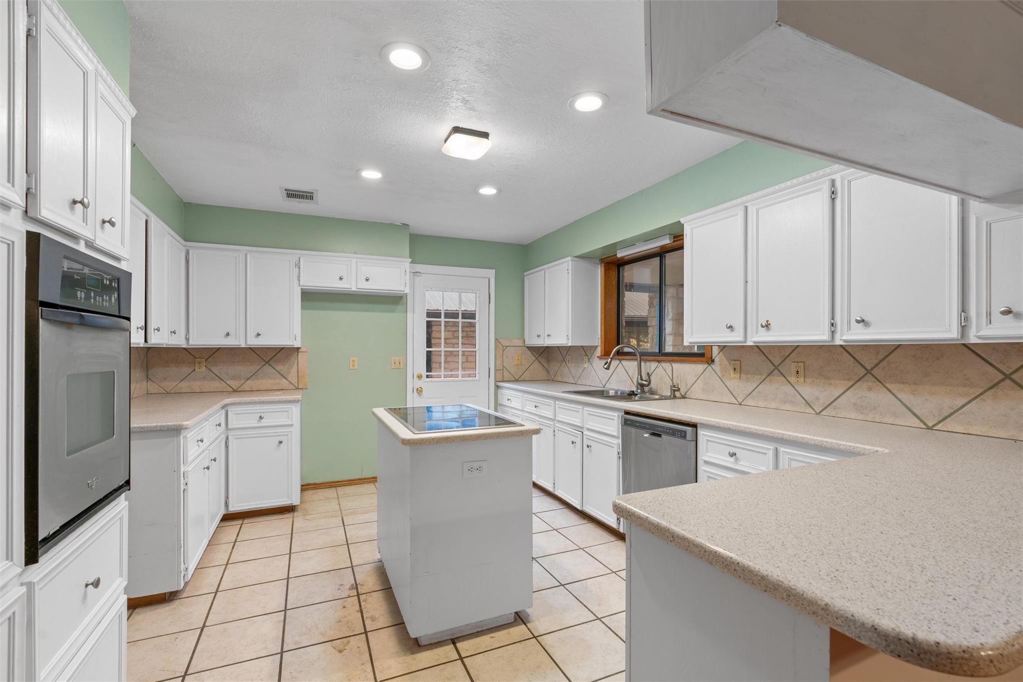 Image 14 of 27 For 400 County Road 440 Rds